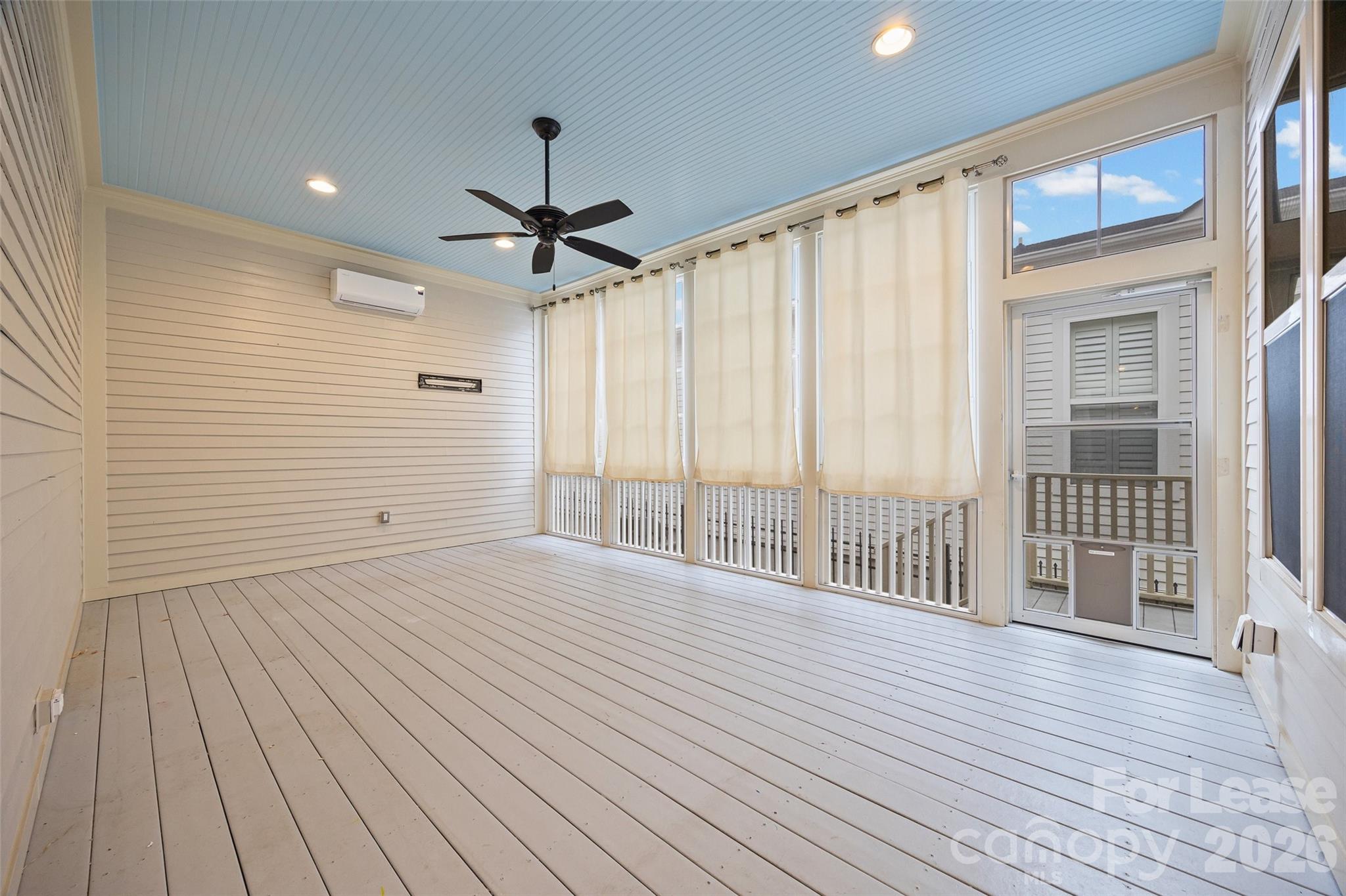 10124 Buggy Horse Road