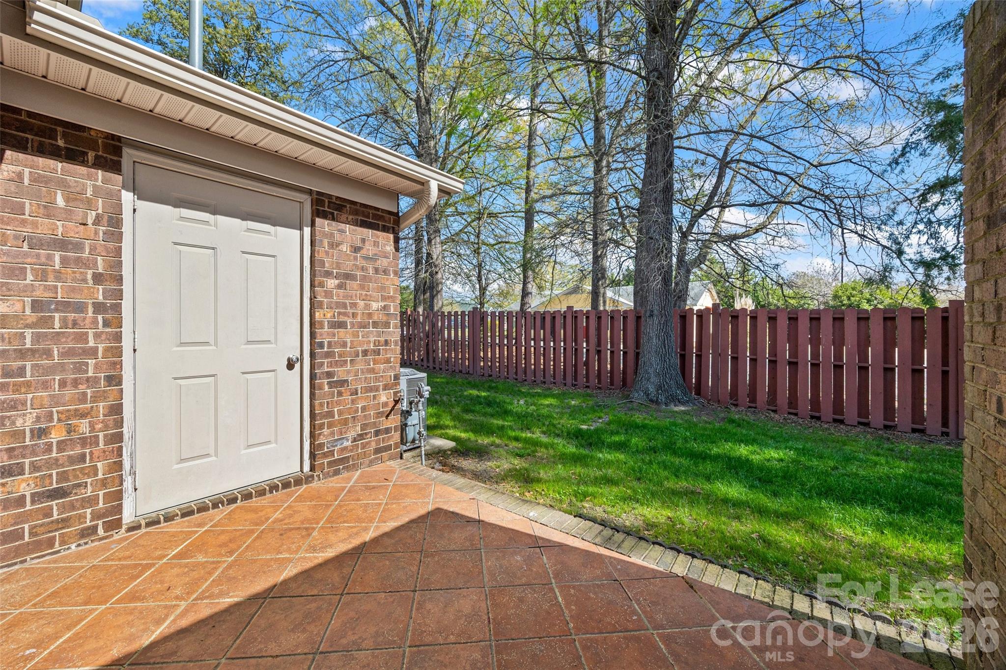 1933 Ebenezer Road