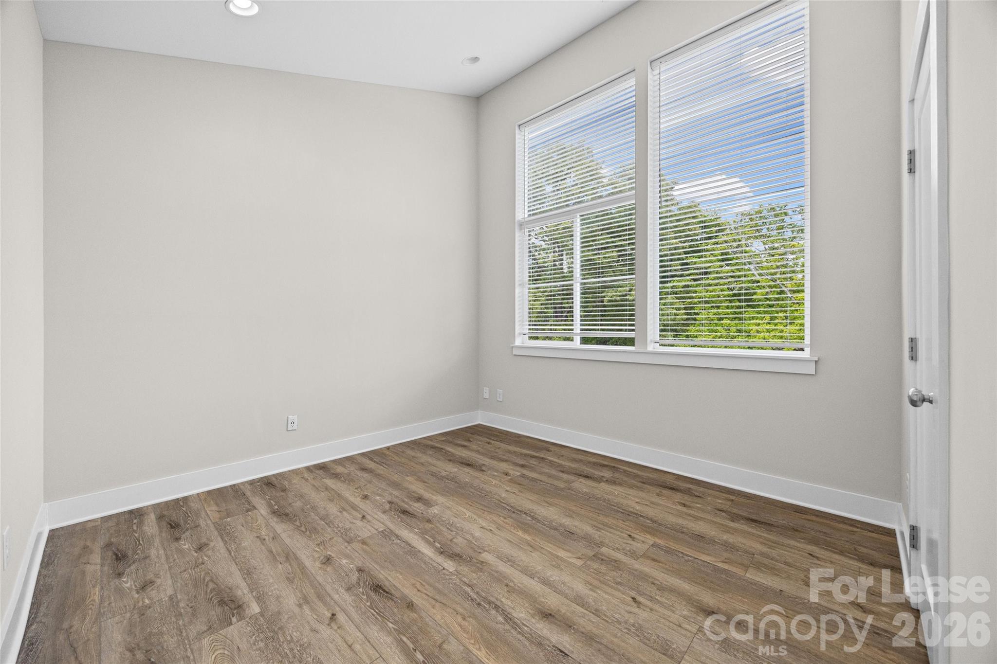 840 E 18th Street Unit: C