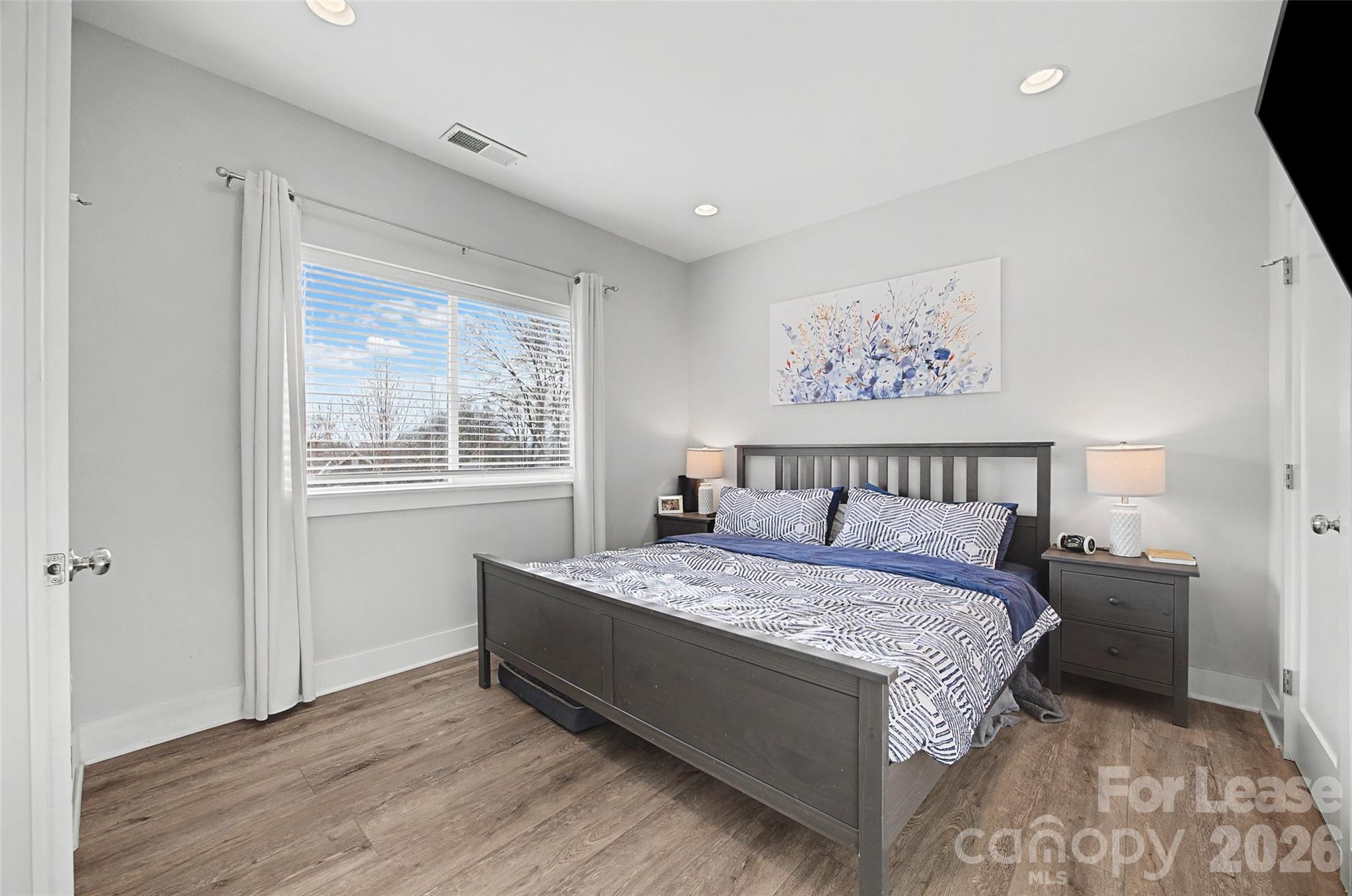 840 E 18th Street Unit: C