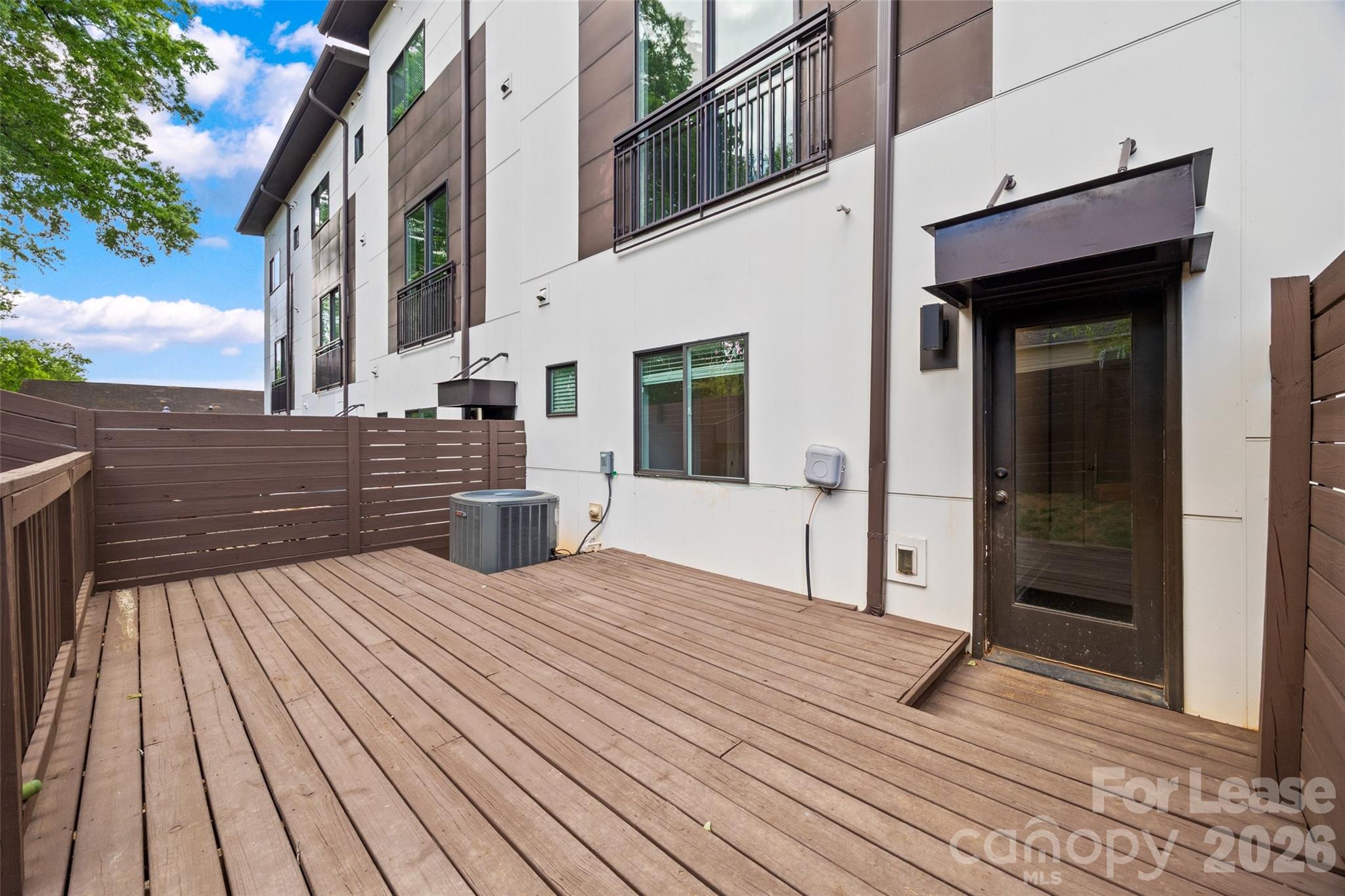 840 E 18th Street Unit: C