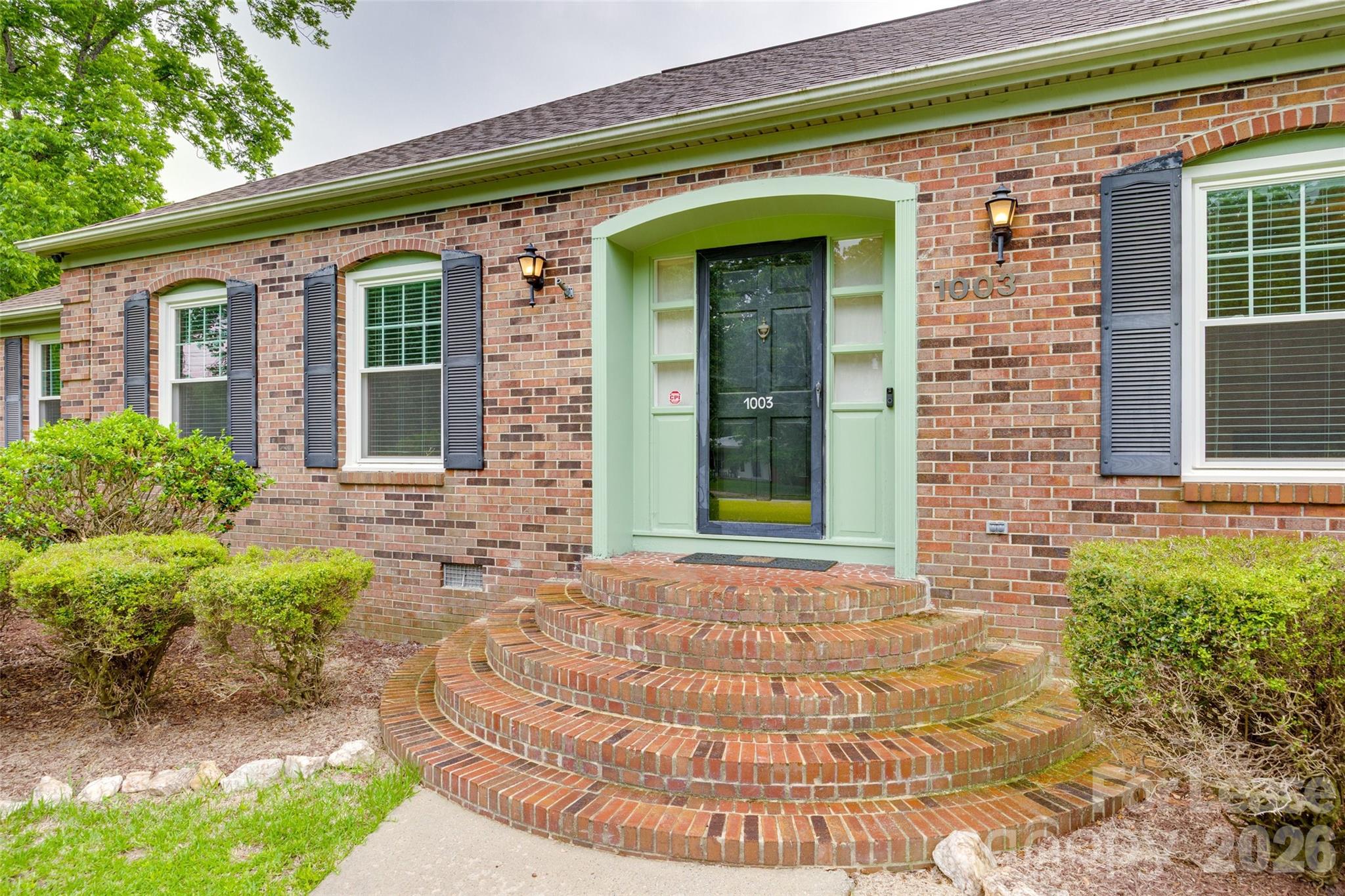 1003 Chesterfield Avenue