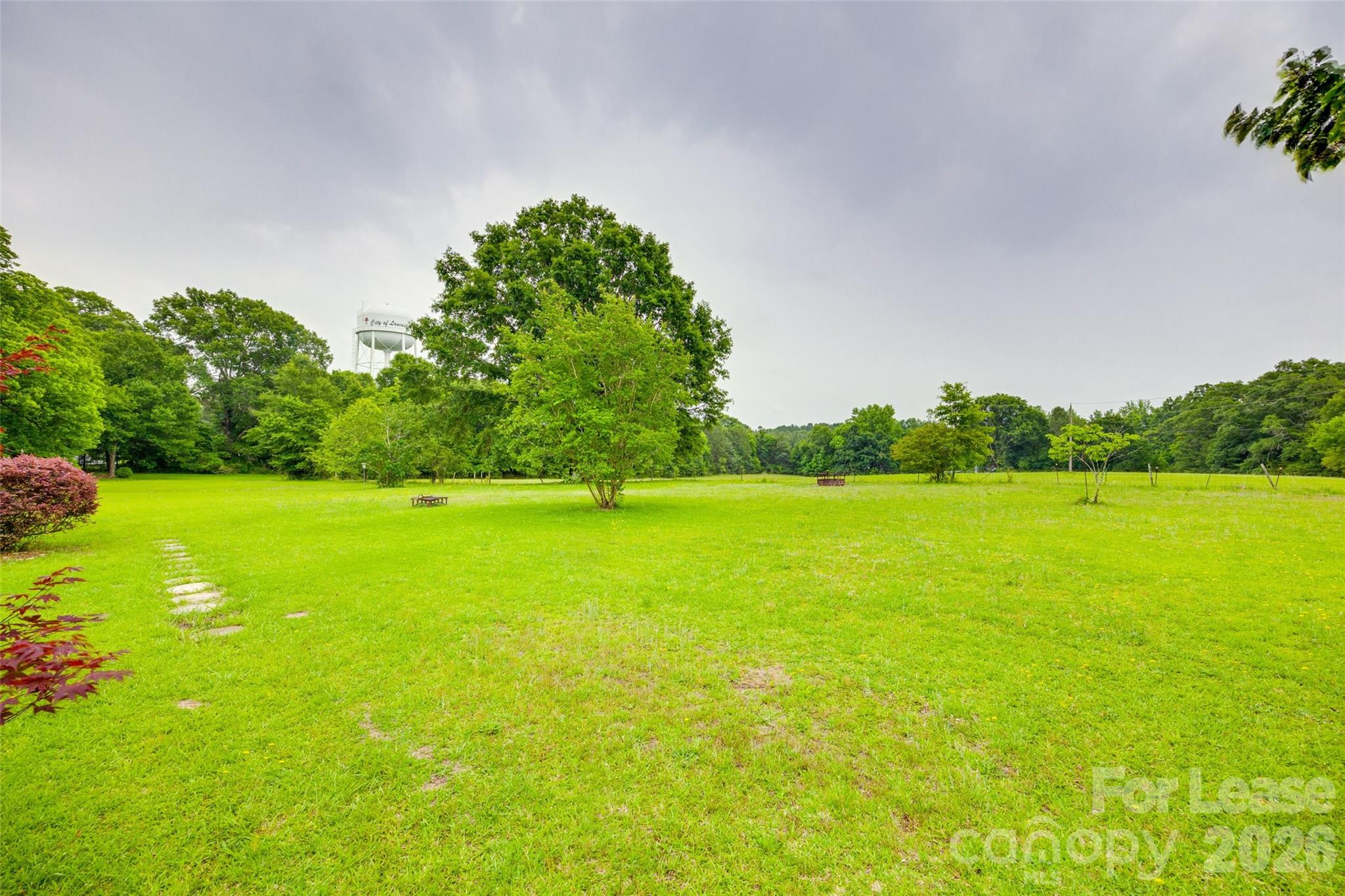 1003 Chesterfield Avenue