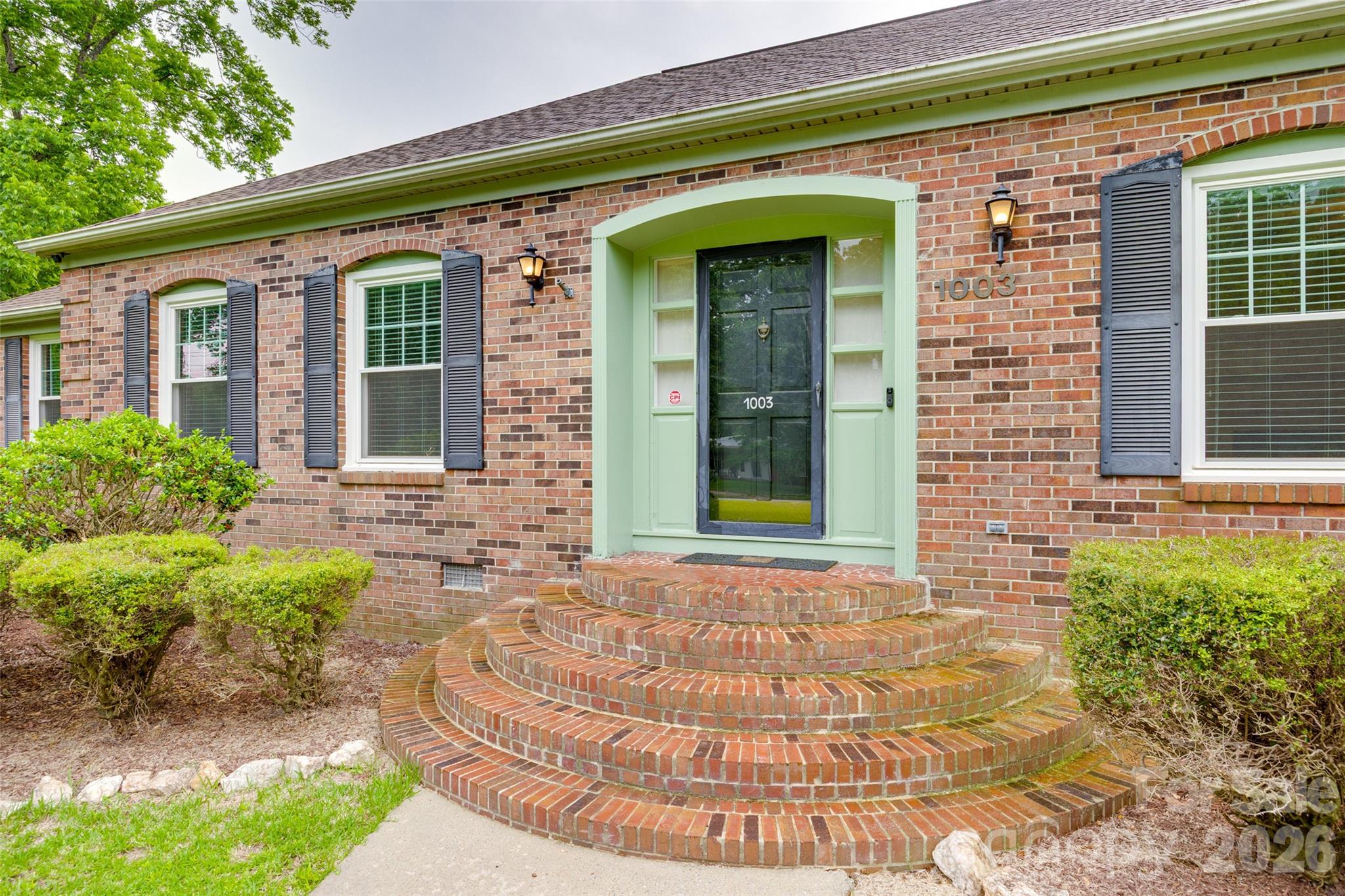 1003 Chesterfield Avenue