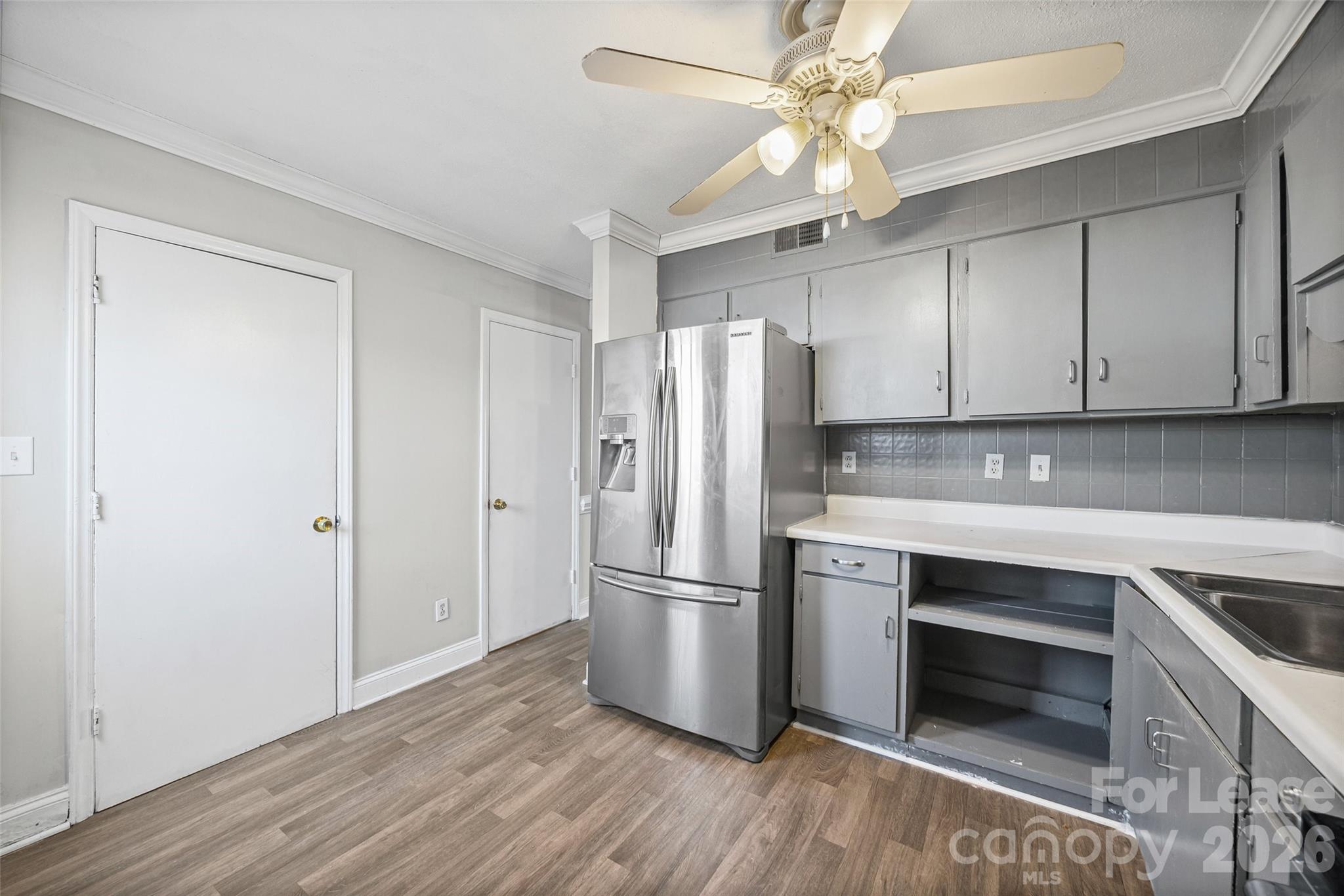 7906 Oak Meadow Court