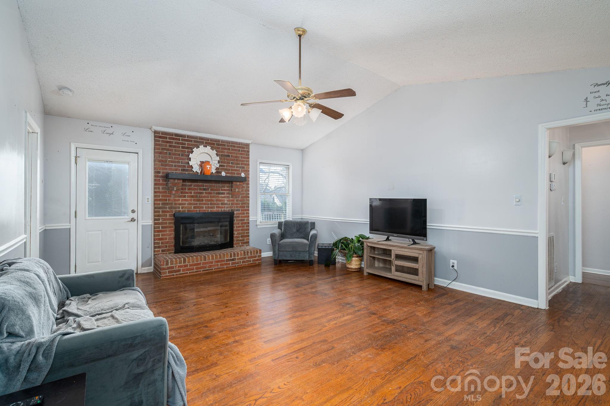 4324 Hickory Hollow Road
