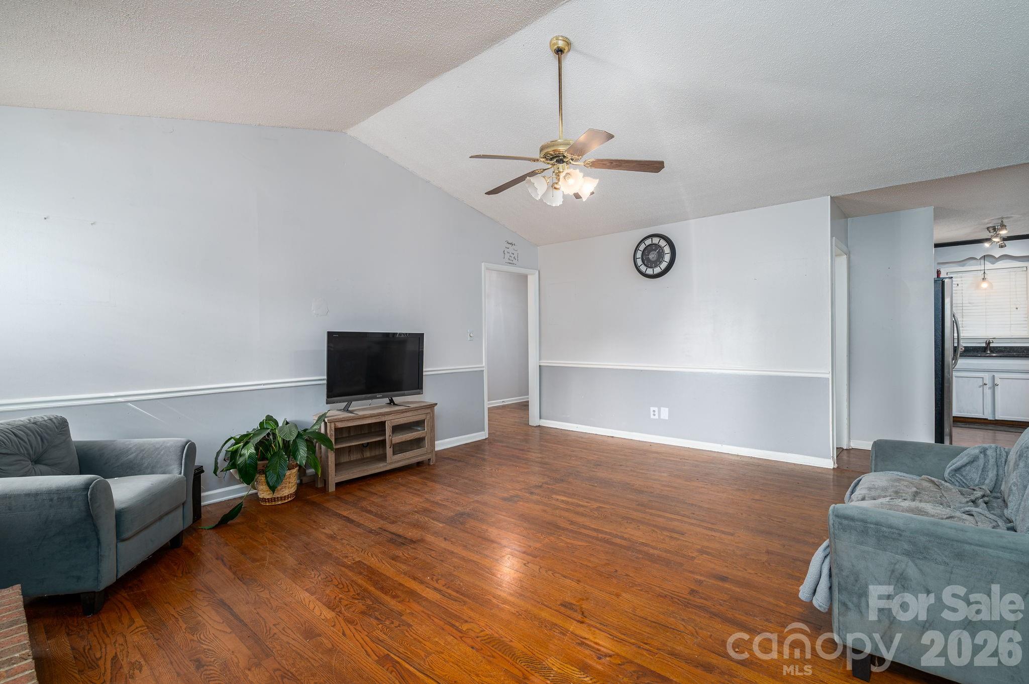 4324 Hickory Hollow Road
