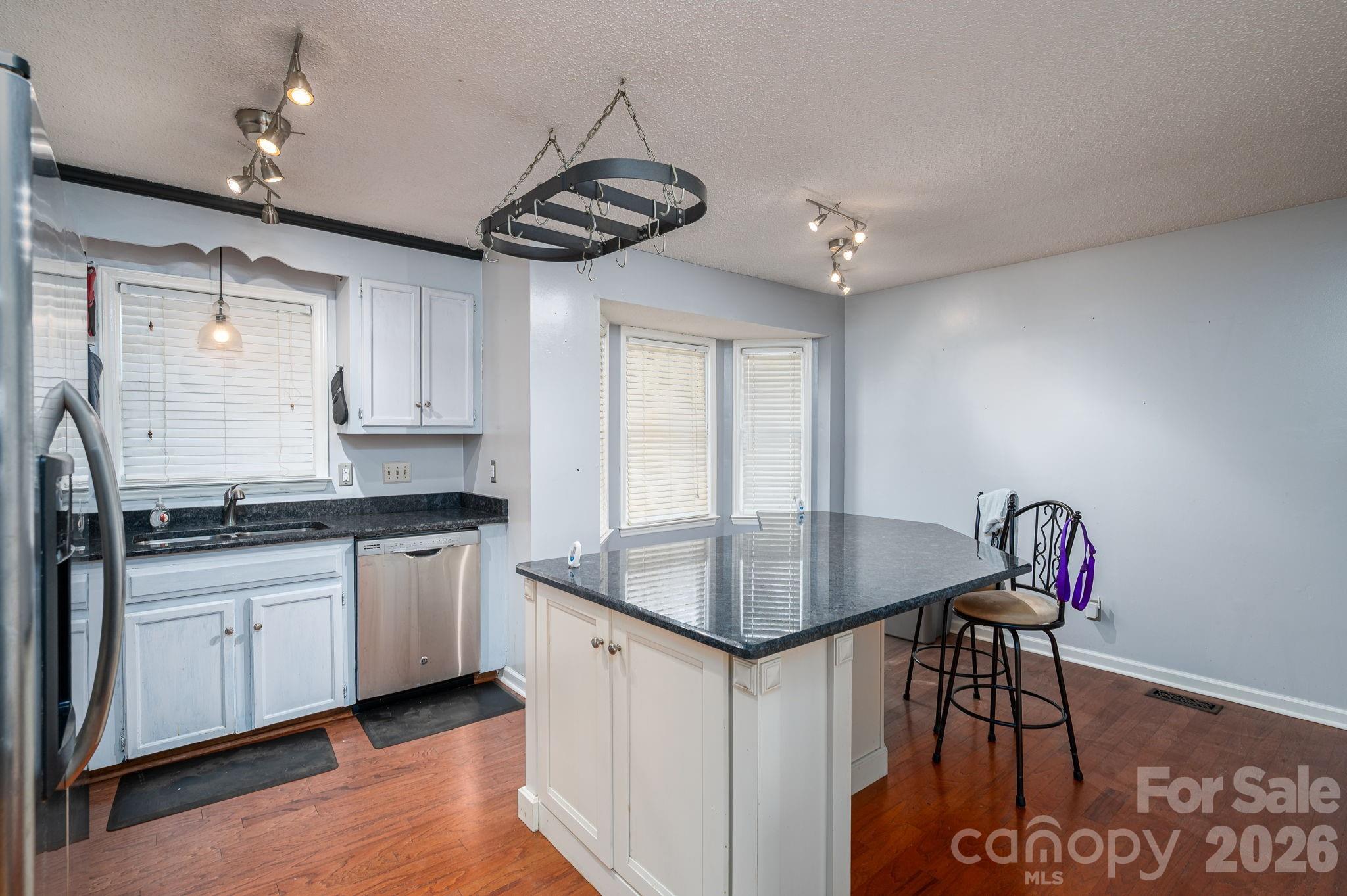 4324 Hickory Hollow Road