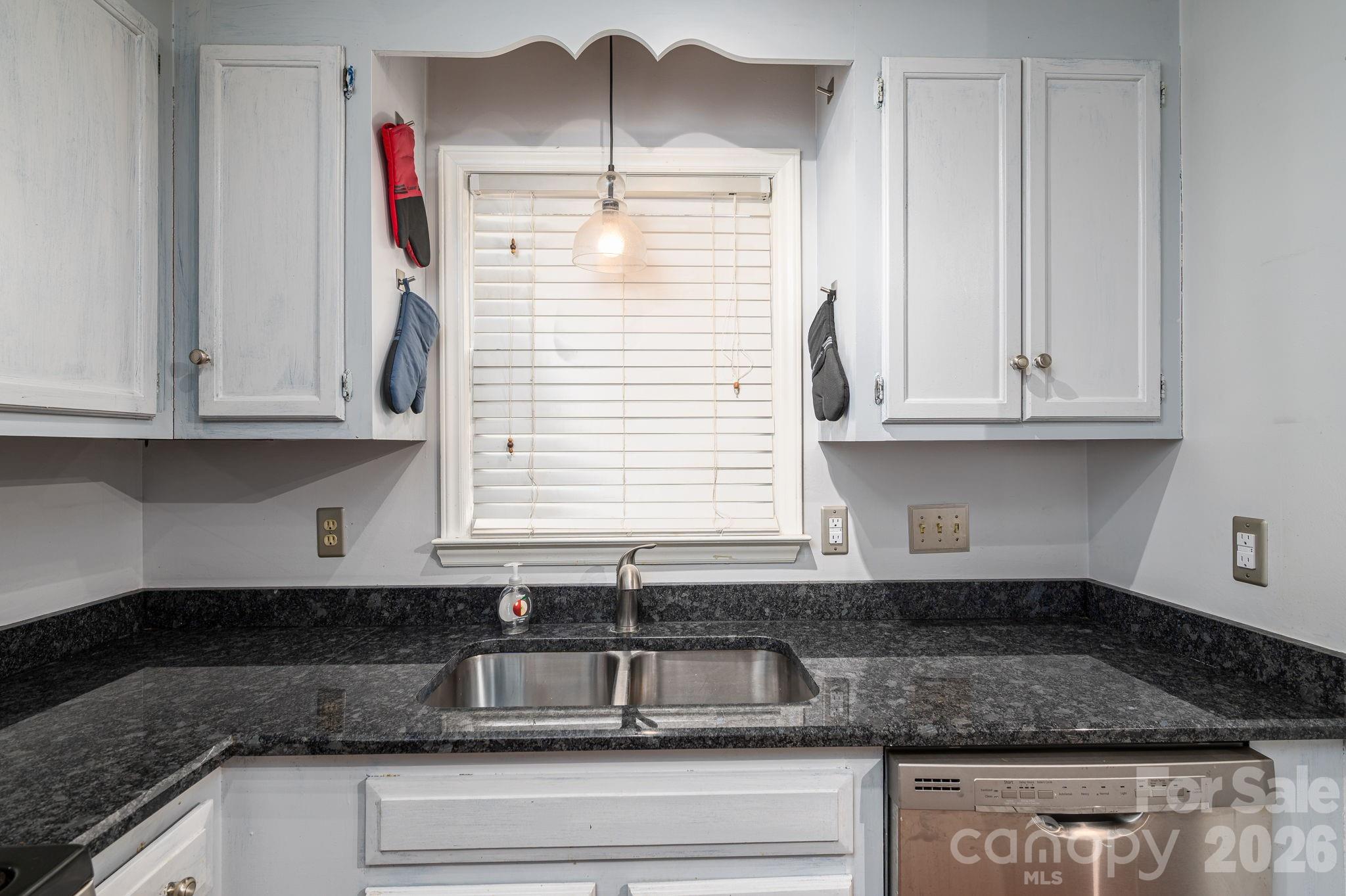 4324 Hickory Hollow Road