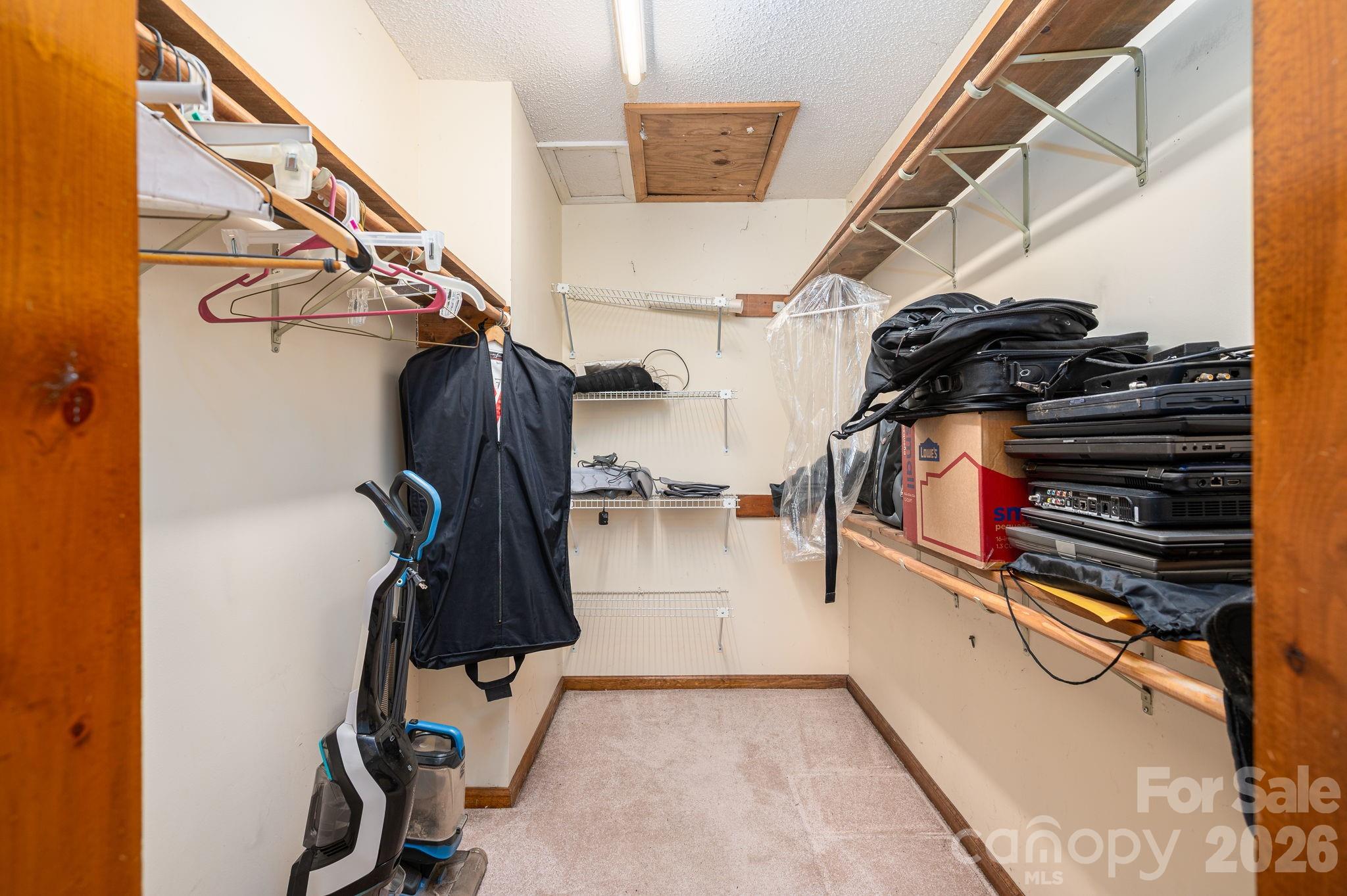 4324 Hickory Hollow Road