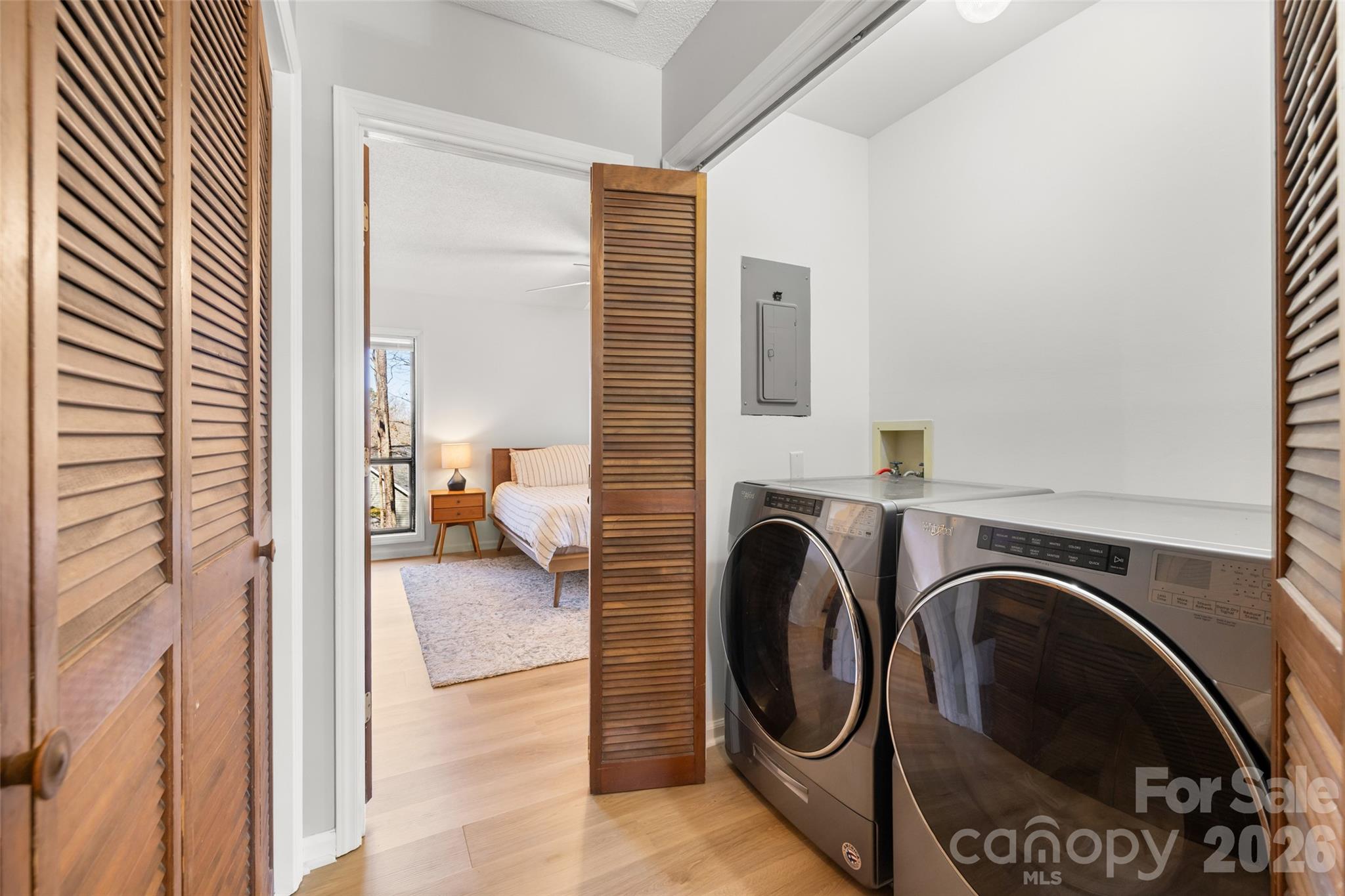 9055 Windjammer Drive