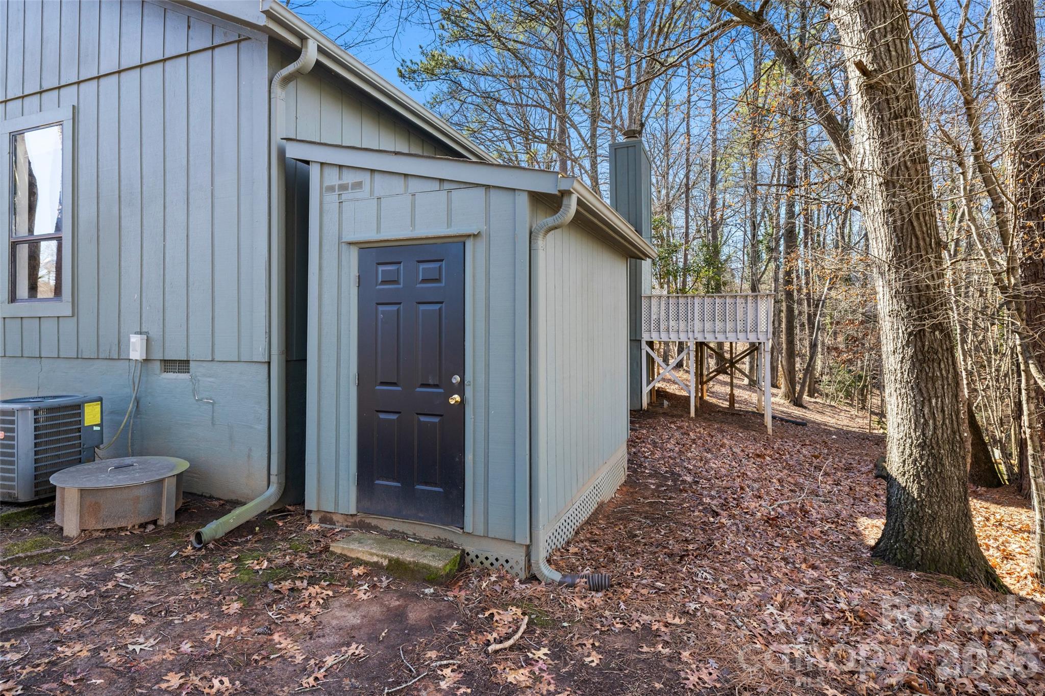 9055 Windjammer Drive