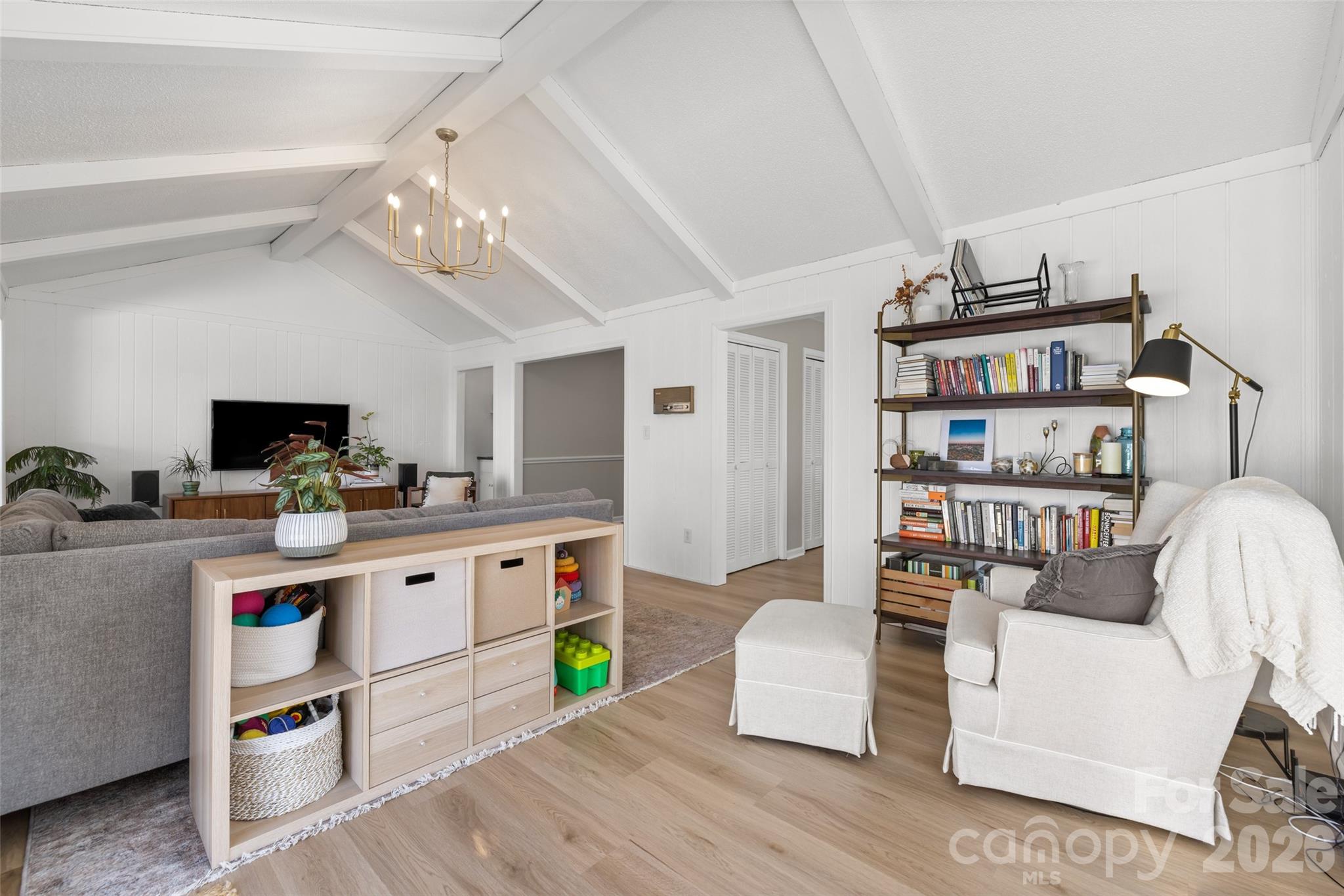 9055 Windjammer Drive