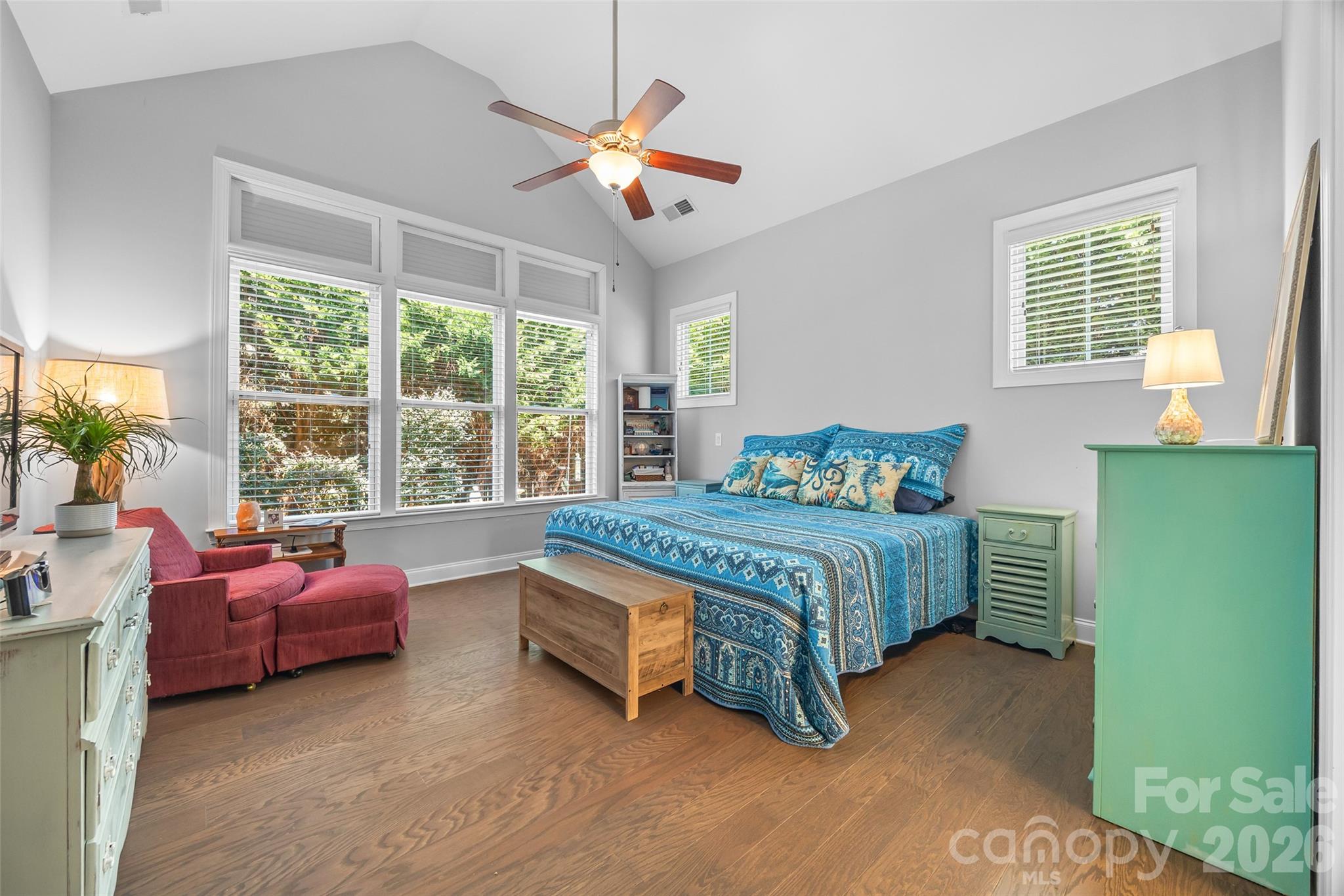 5212 Meadowcroft Way