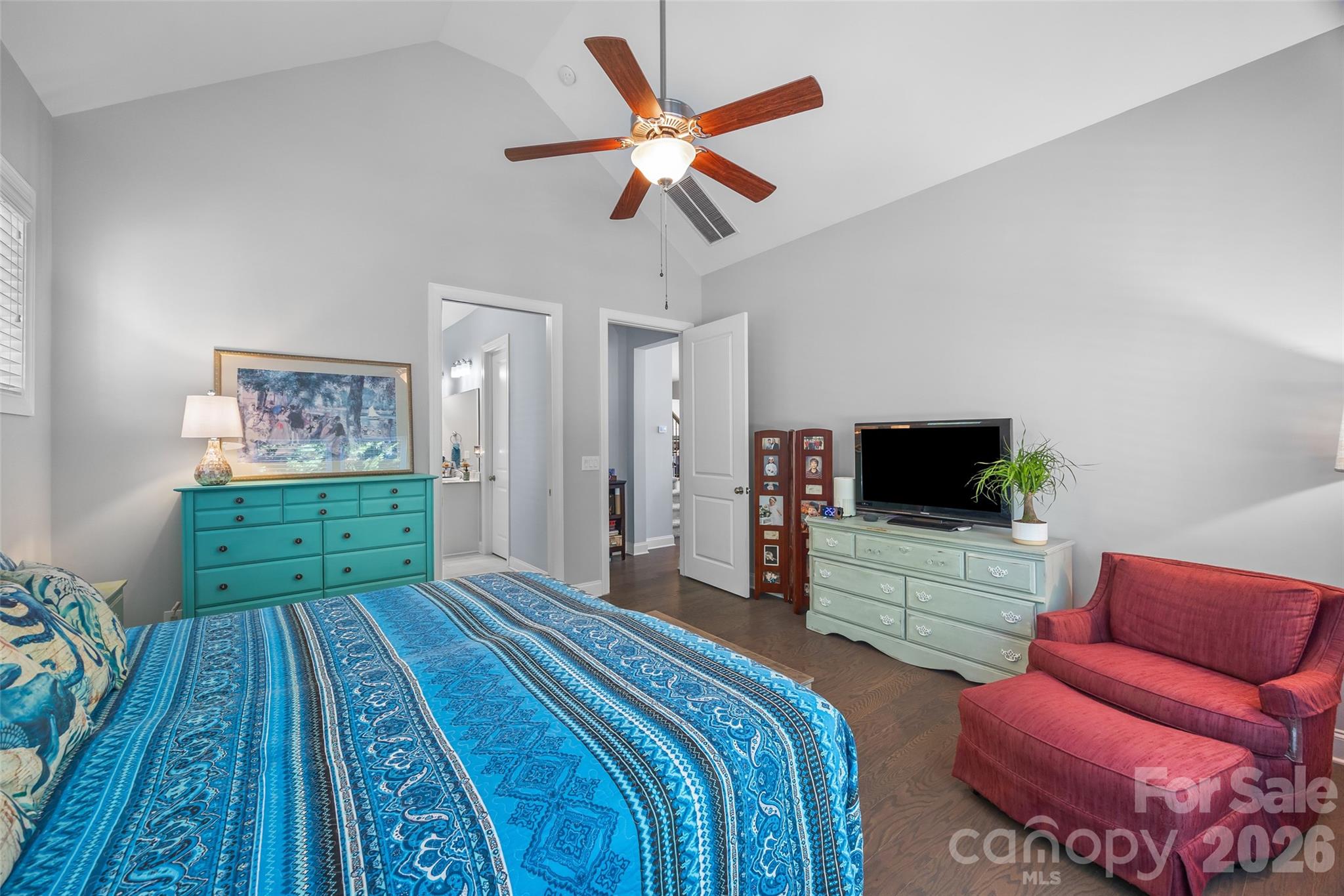 5212 Meadowcroft Way