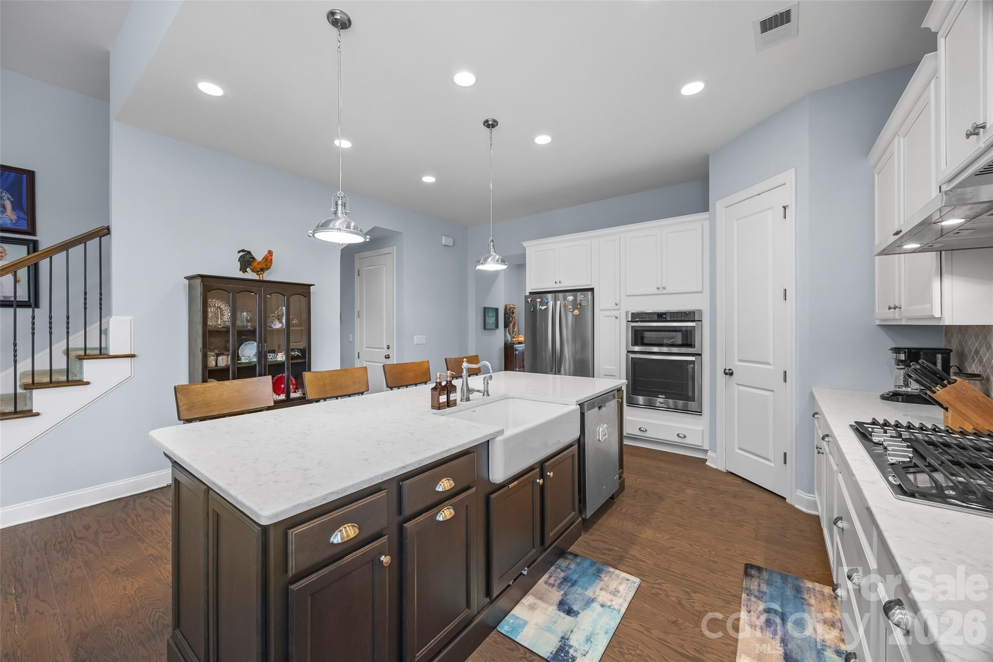 5212 Meadowcroft Way