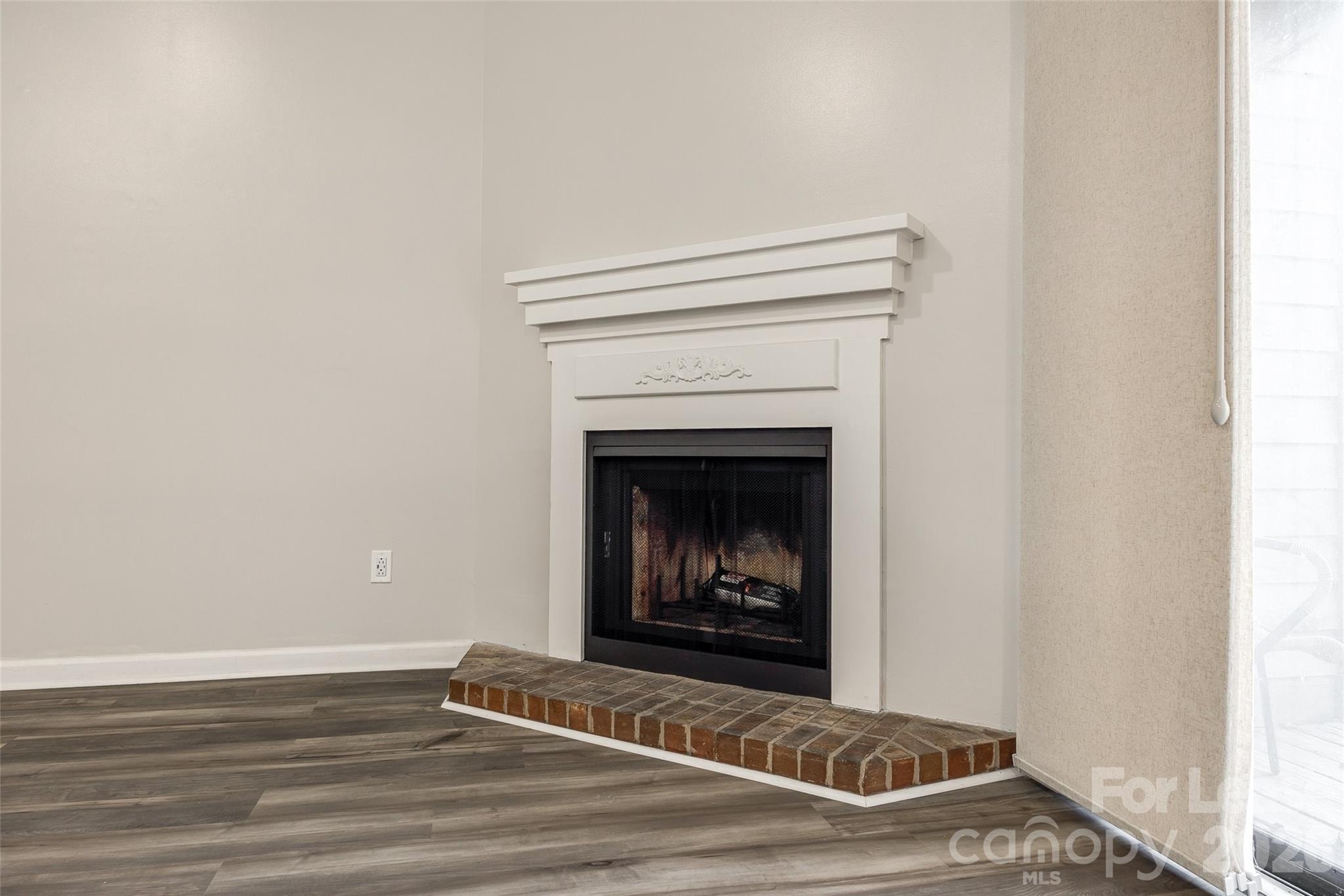 4158 Charlotte Highway Unit: F