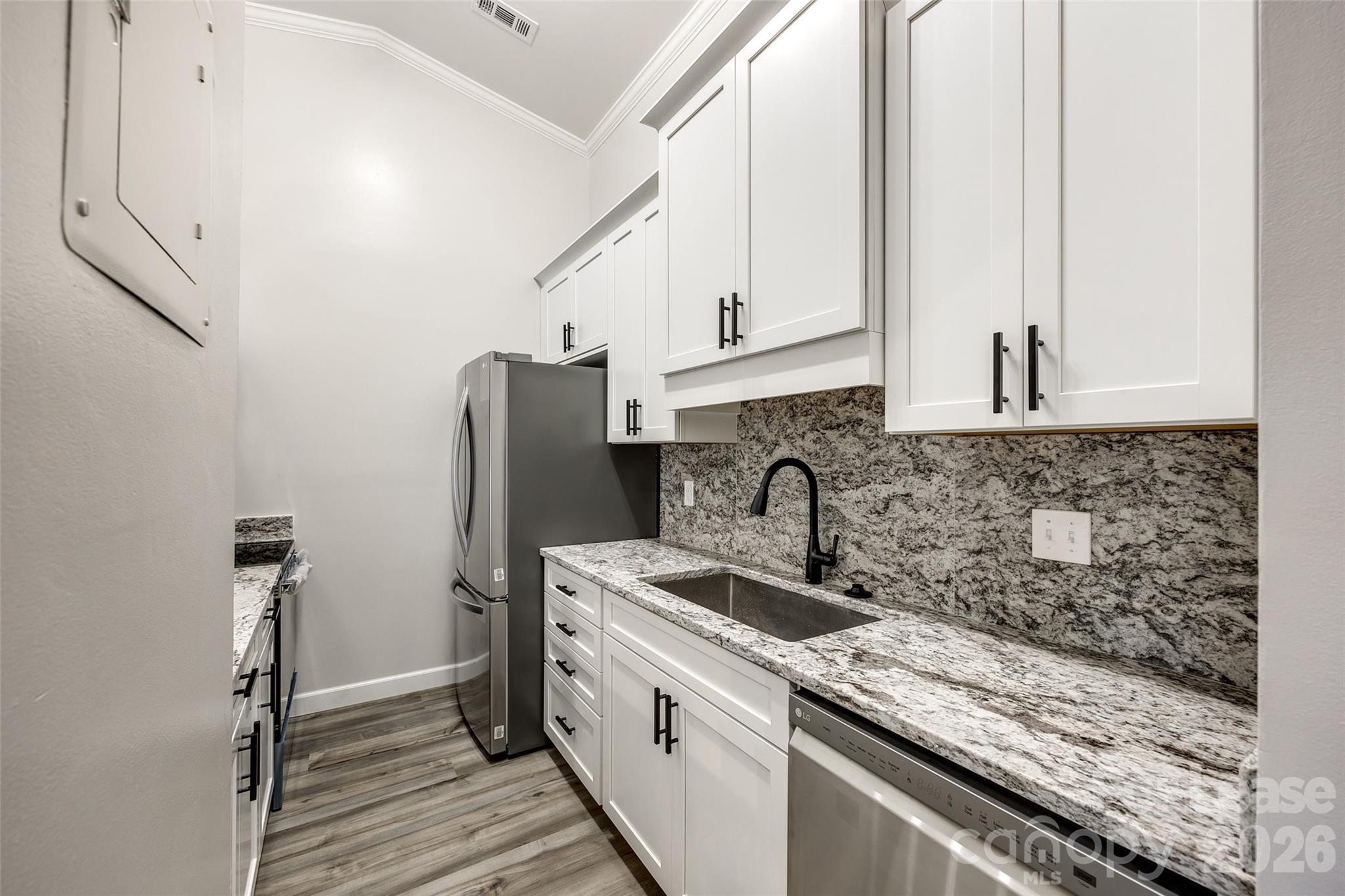 4158 Charlotte Highway Unit: F