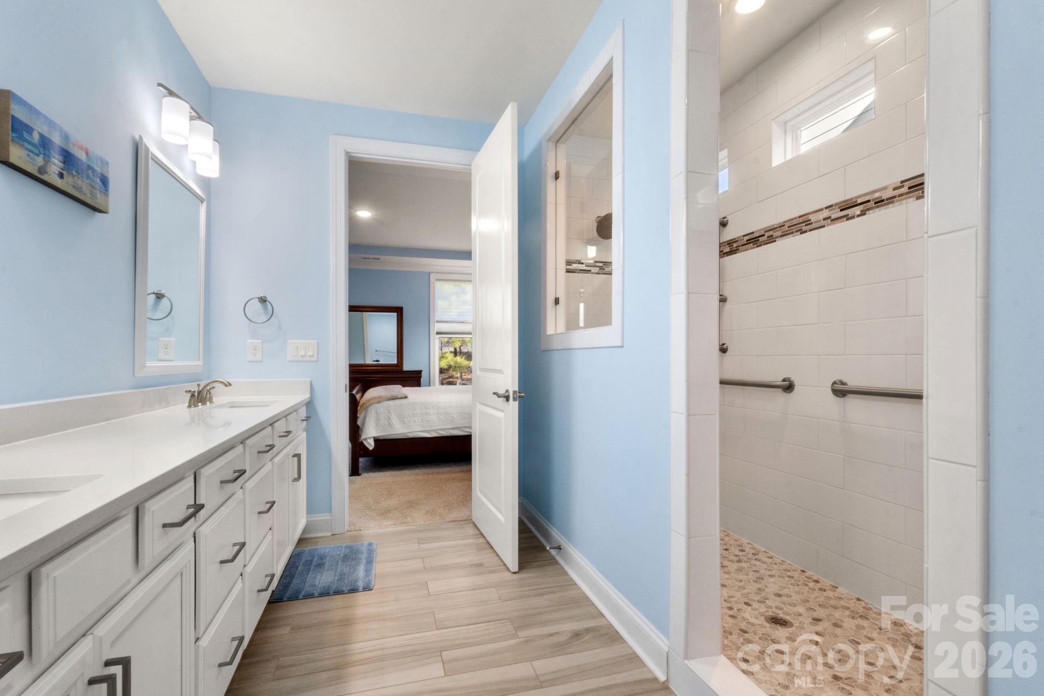 1813 Top Flight Drive