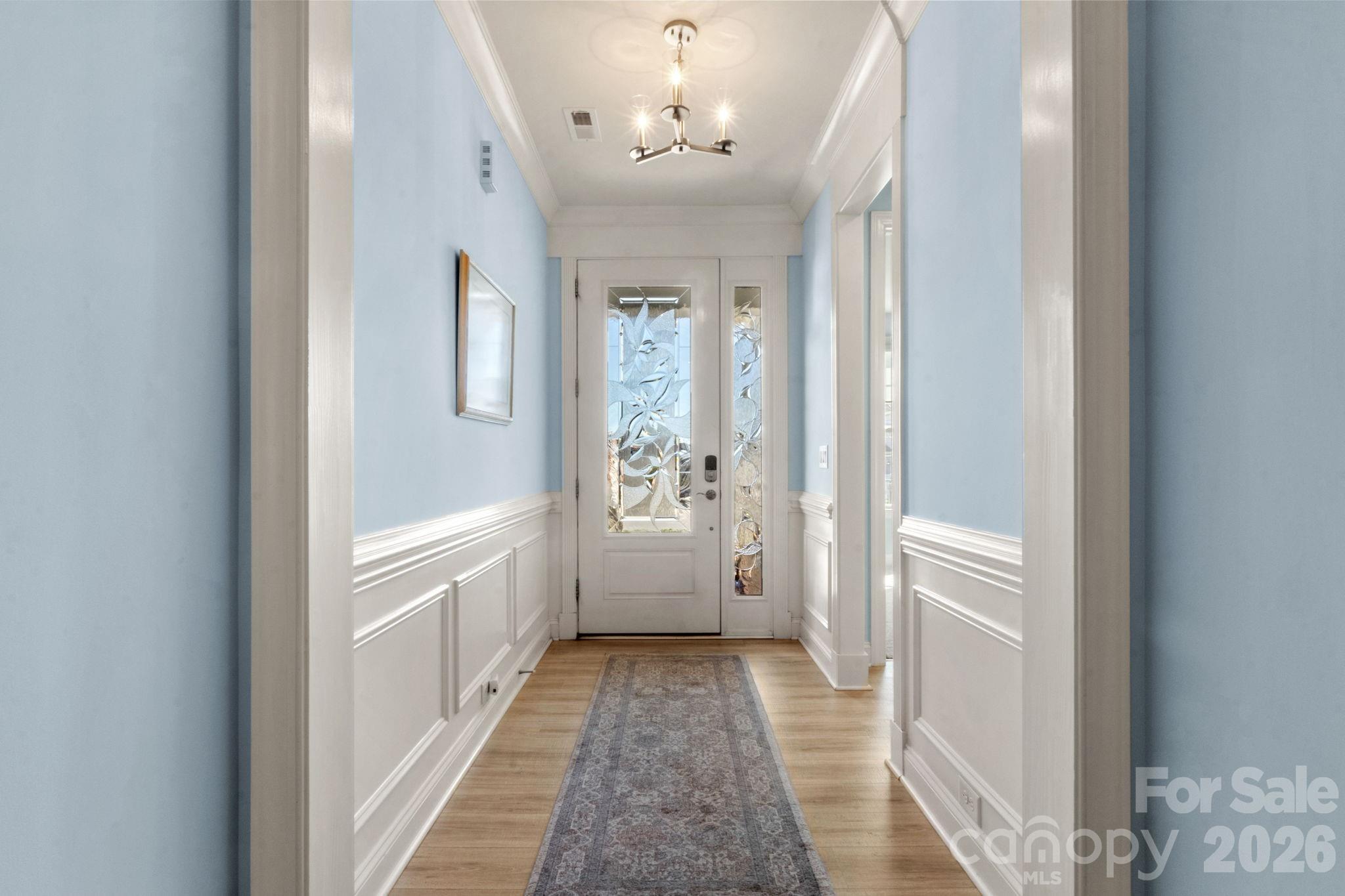 1813 Top Flight Drive