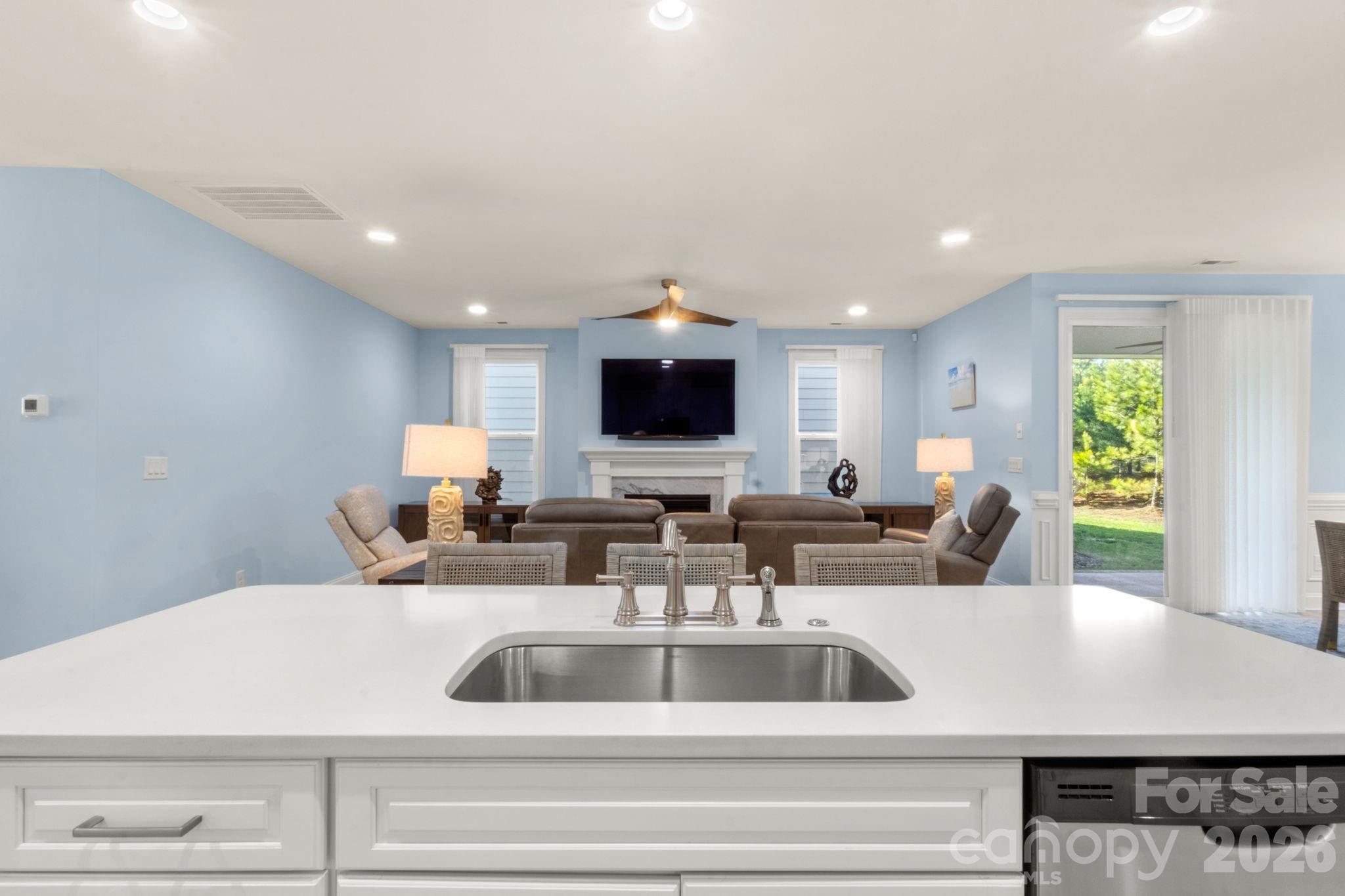 1813 Top Flight Drive