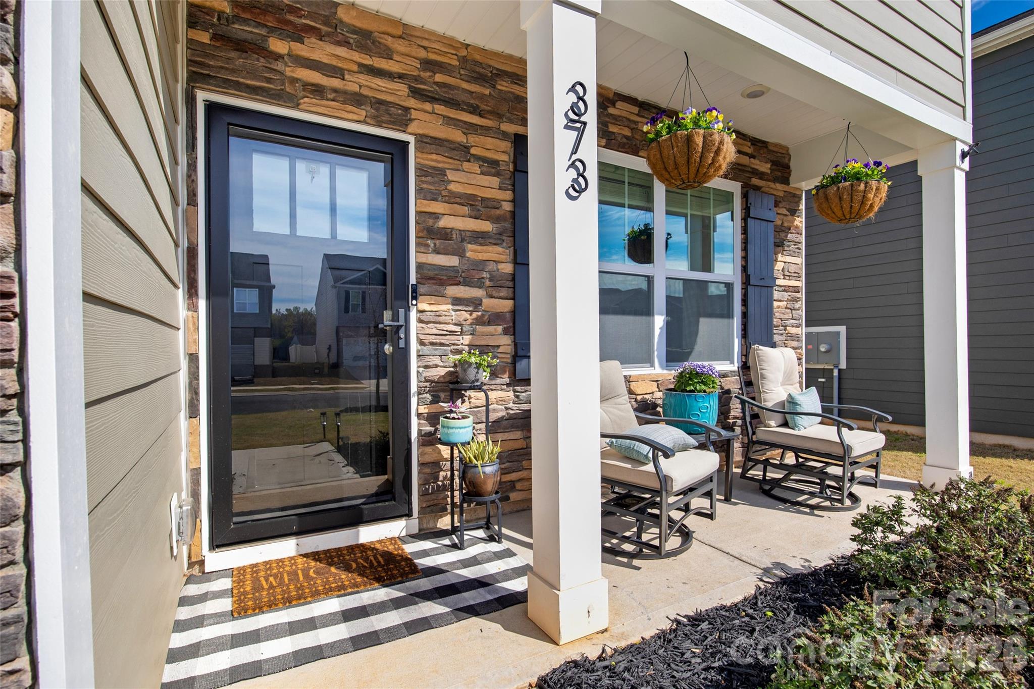 373 Court House Avenue