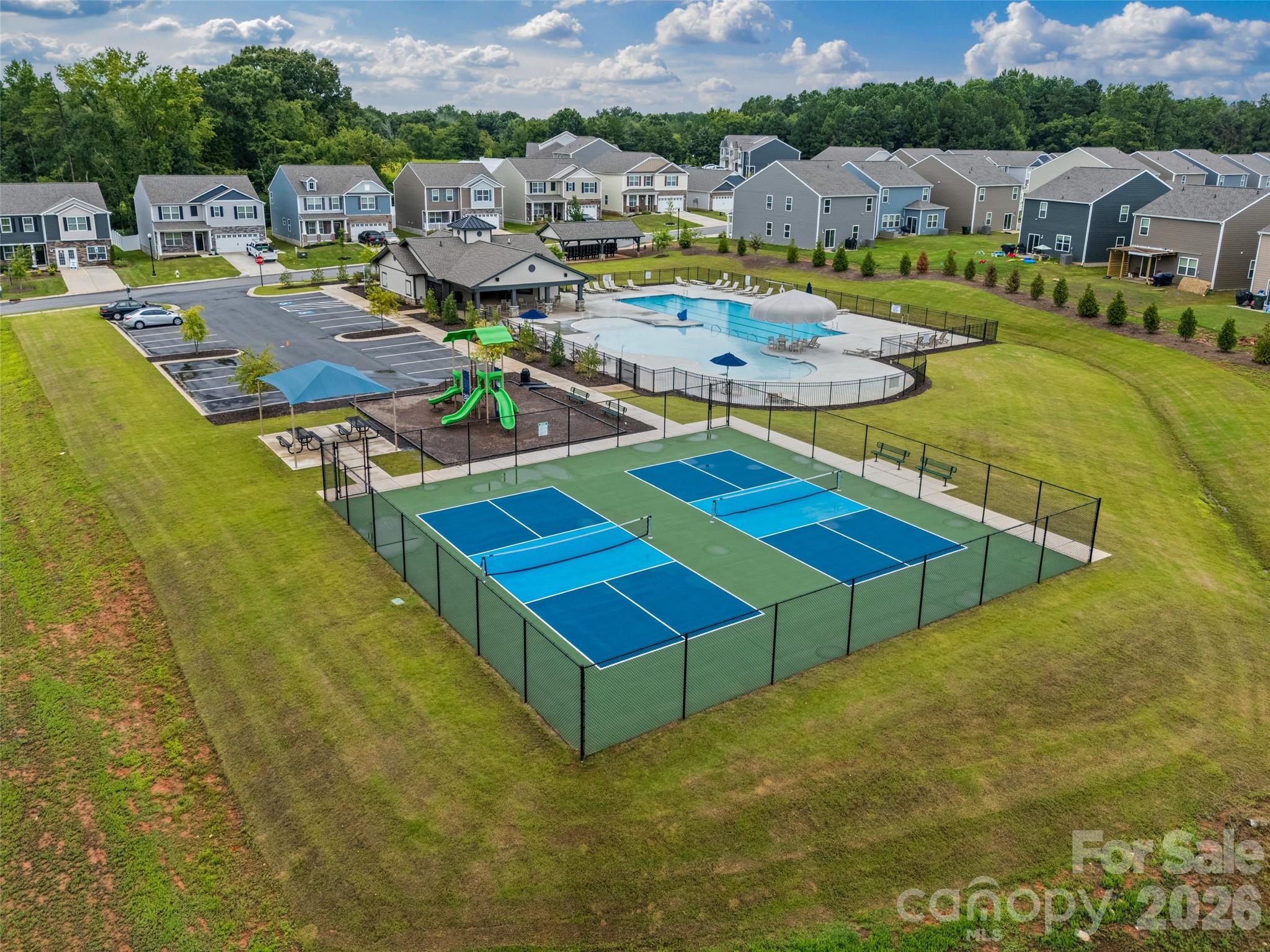 373 Court House Avenue