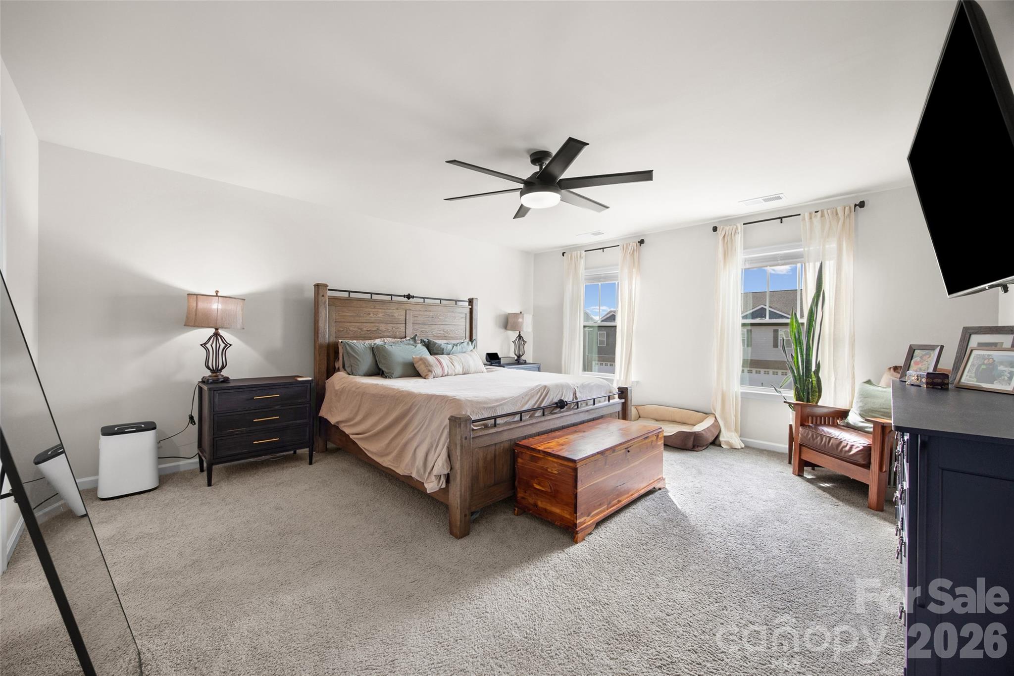 373 Court House Avenue