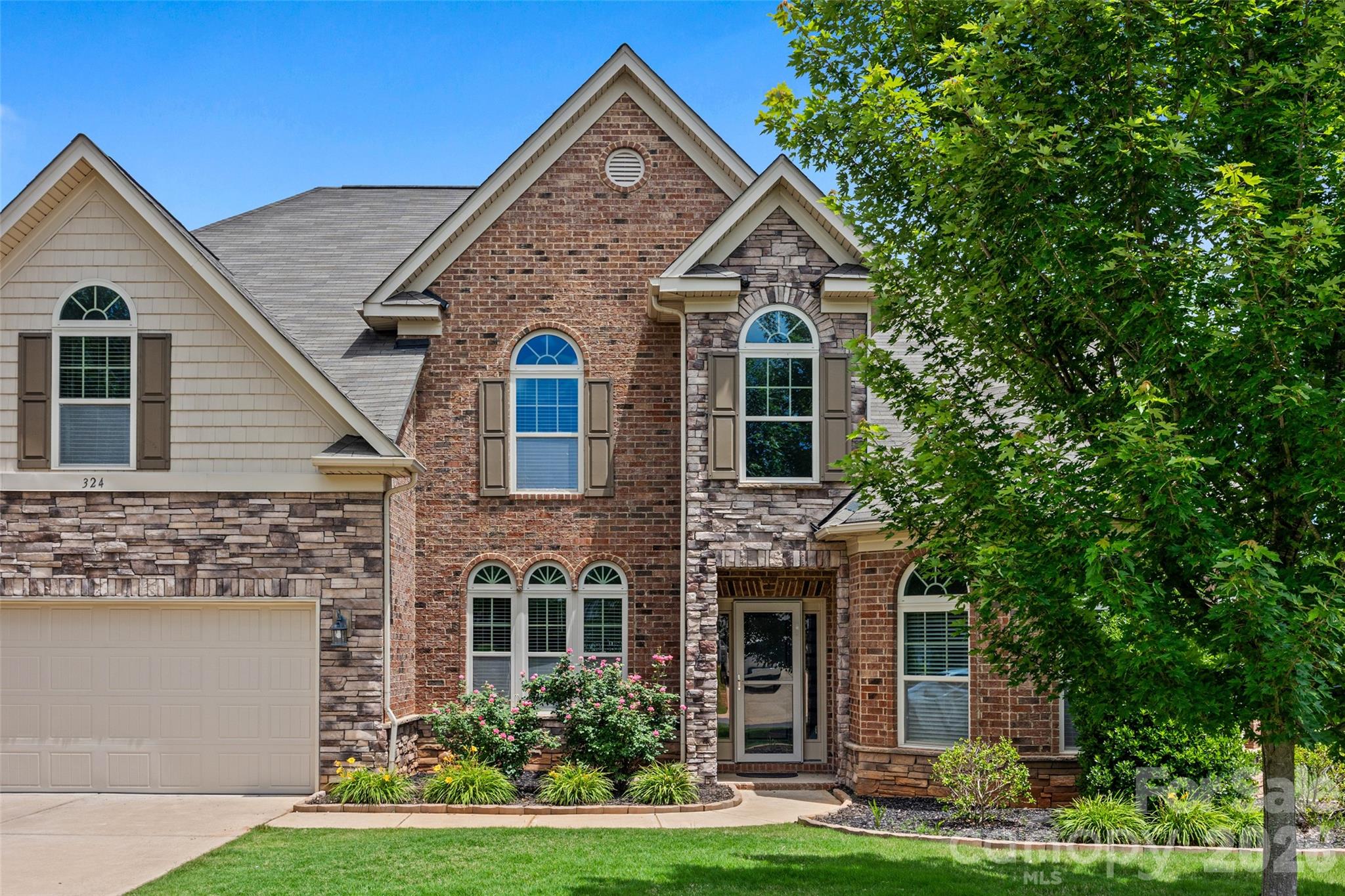 324 Kerrydale Court Unit: 106