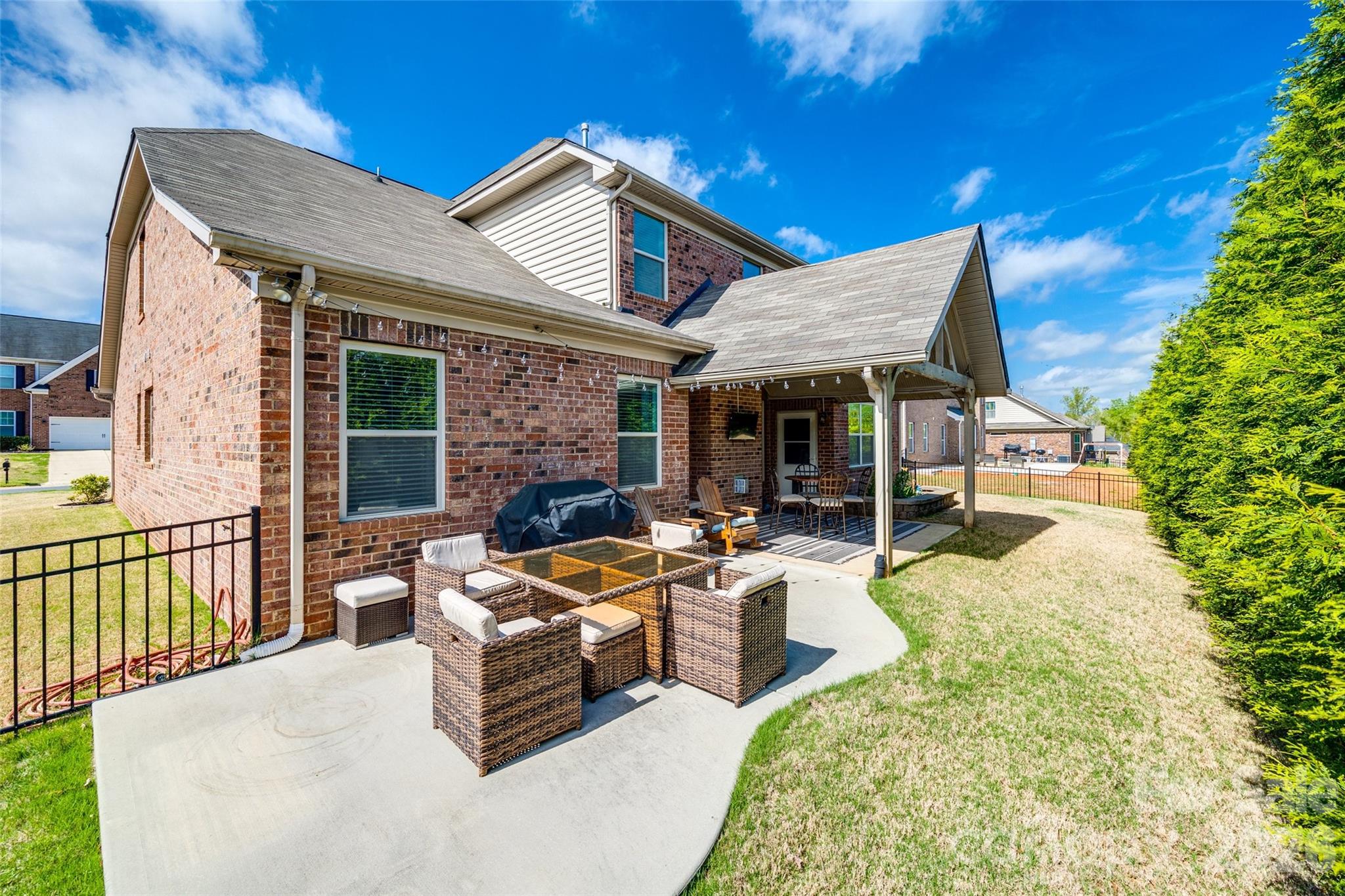 324 Kerrydale Court Unit: 106