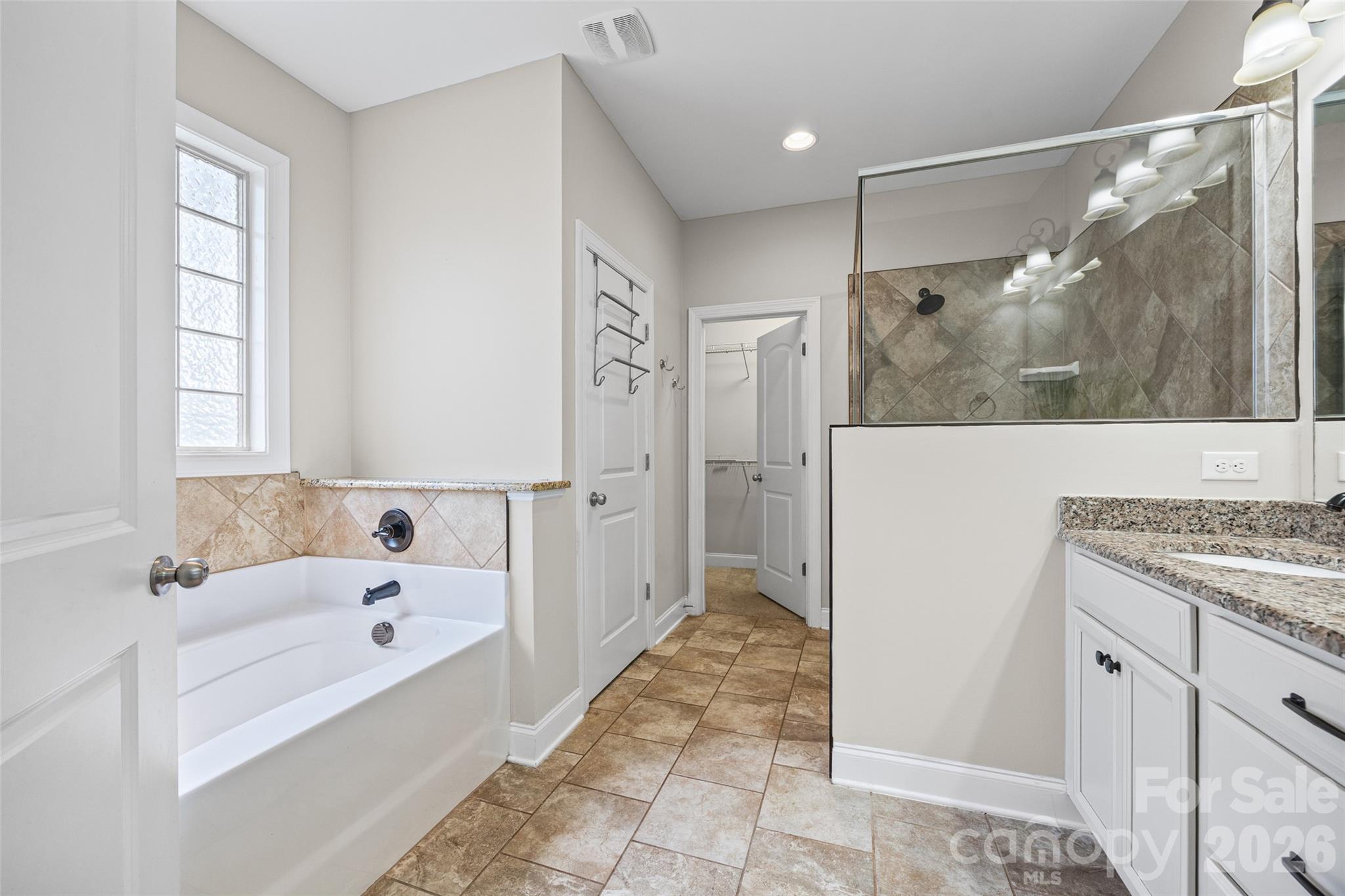 324 Kerrydale Court Unit: 106