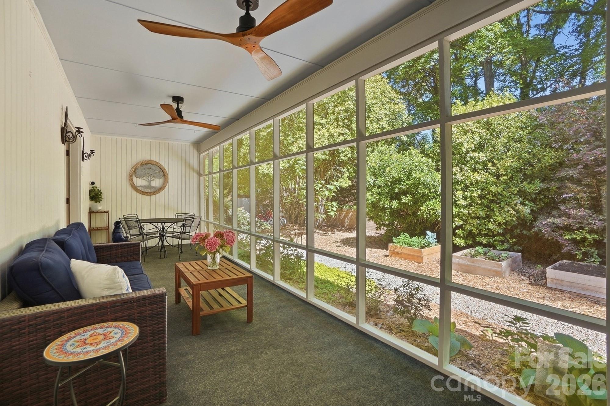 2516 Fairfax Drive