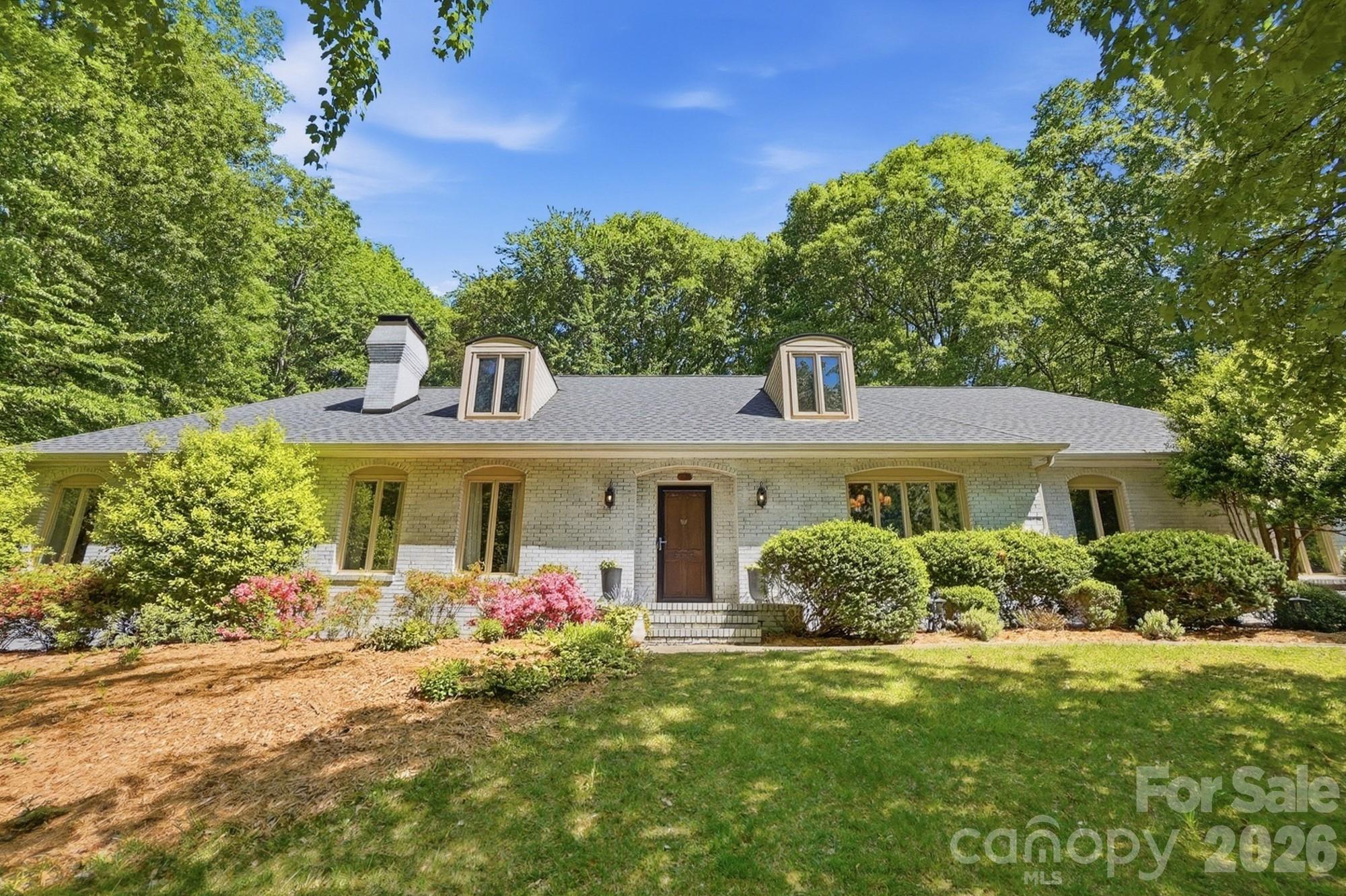 2516 Fairfax Drive