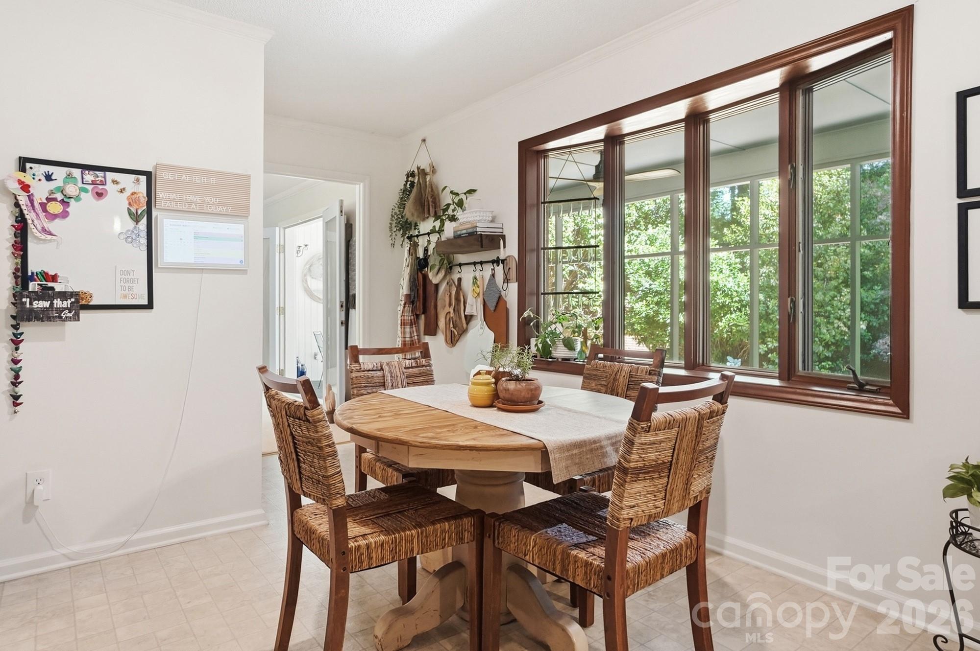2516 Fairfax Drive