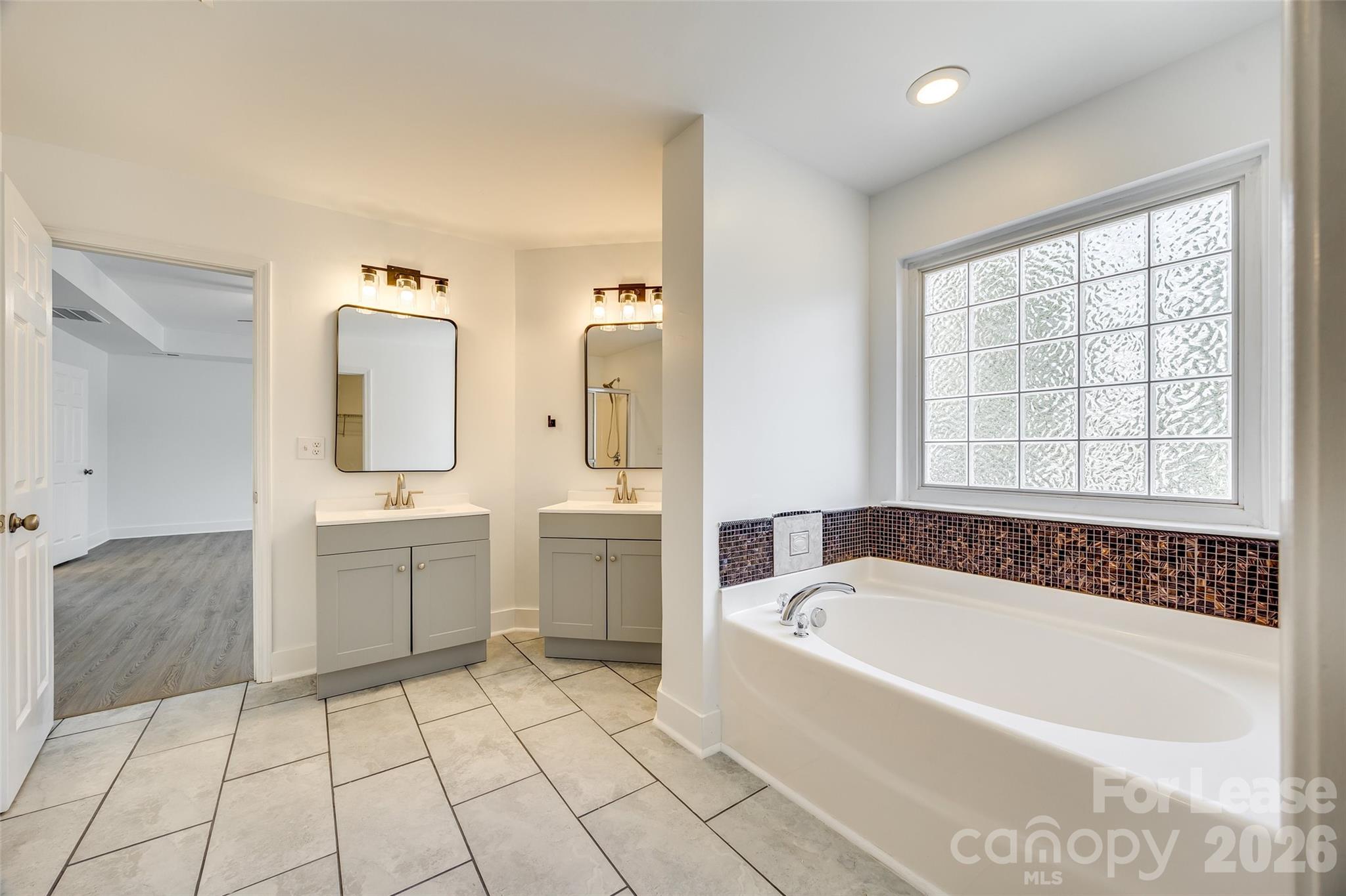 3725 Planters Watch Drive