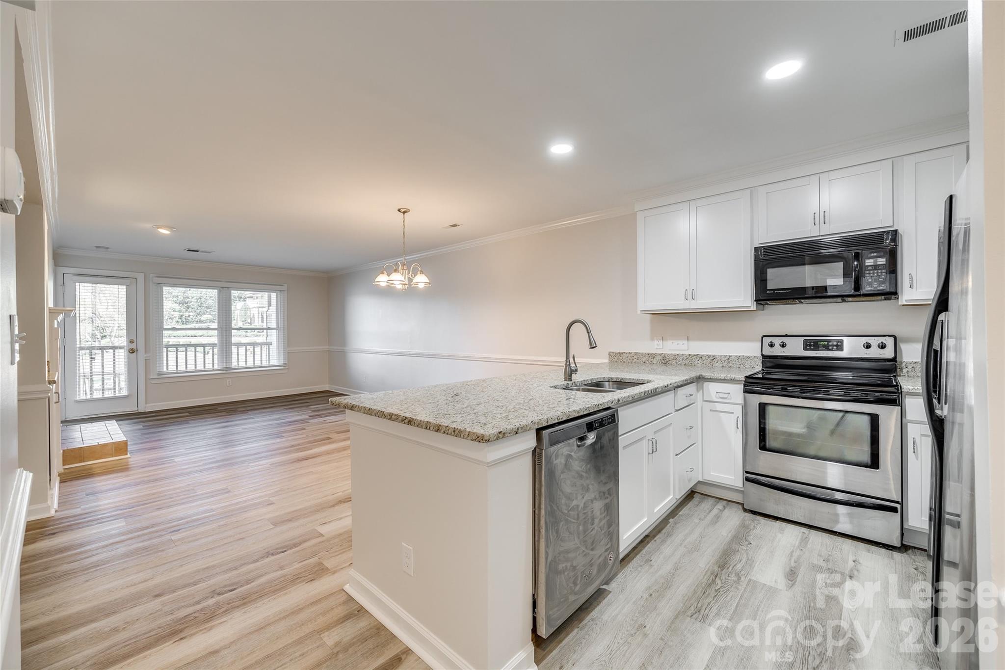 13822 Queens Harbor Road