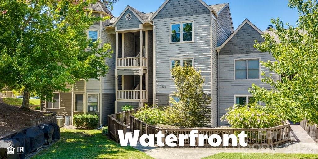 13822 Queens Harbor Road