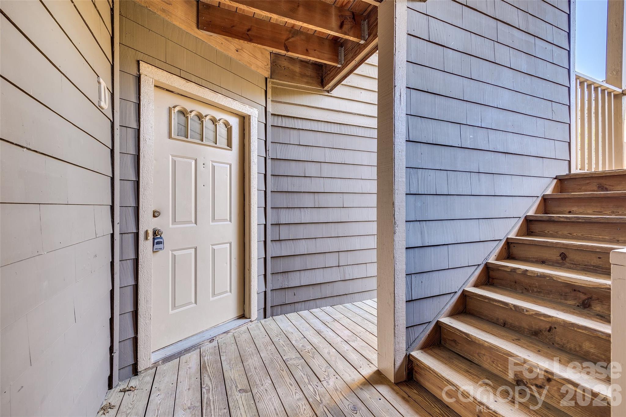 13822 Queens Harbor Road