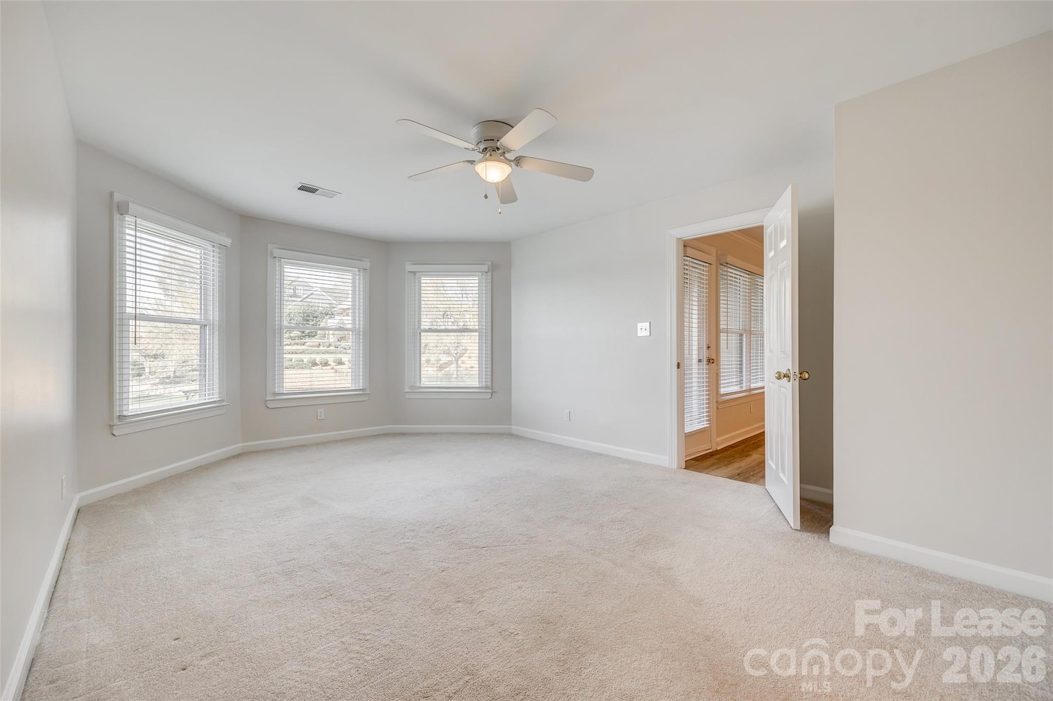 13822 Queens Harbor Road