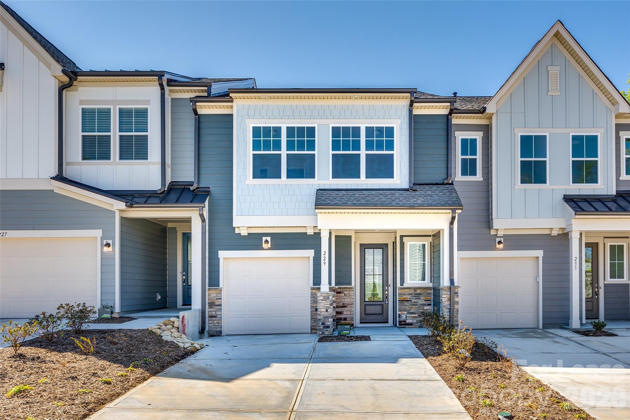 229 Brooks Springs Drive Unit: 34