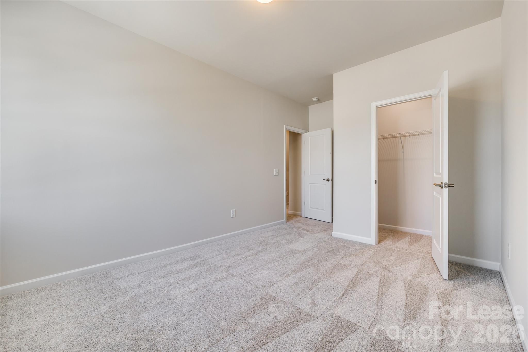 229 Brooks Springs Drive Unit: 34