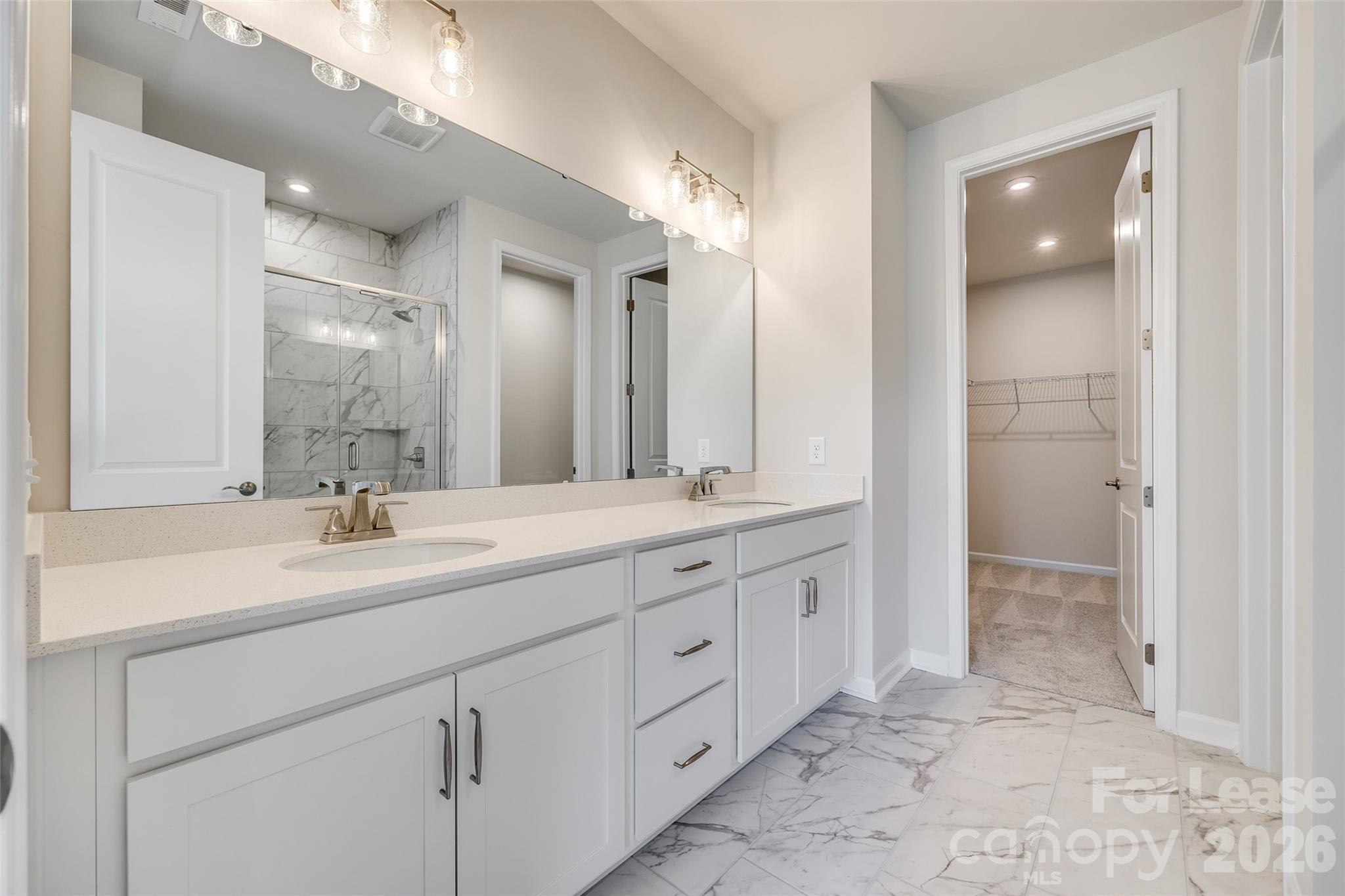 229 Brooks Springs Drive Unit: 34