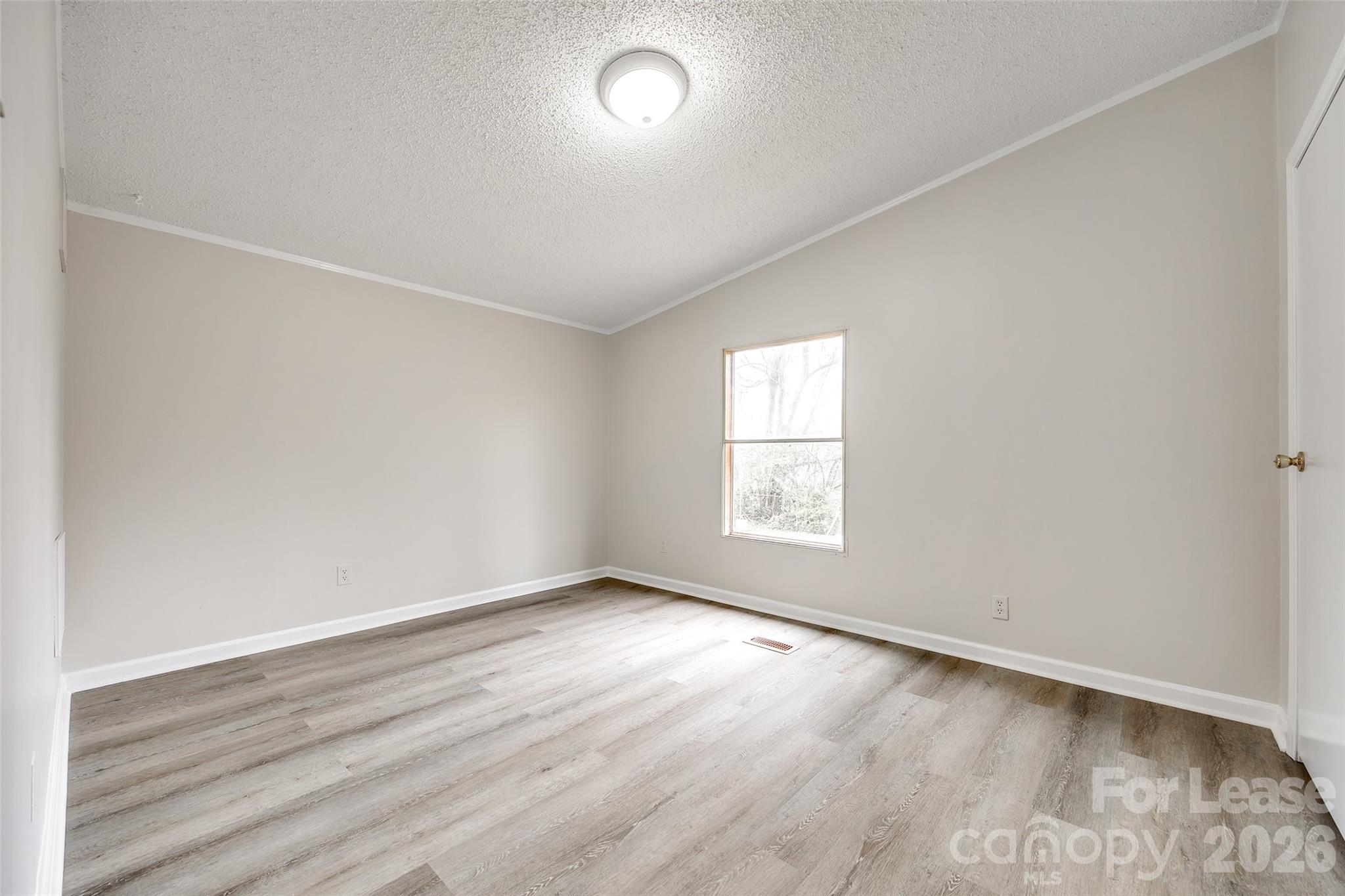 128 Summerglen Drive