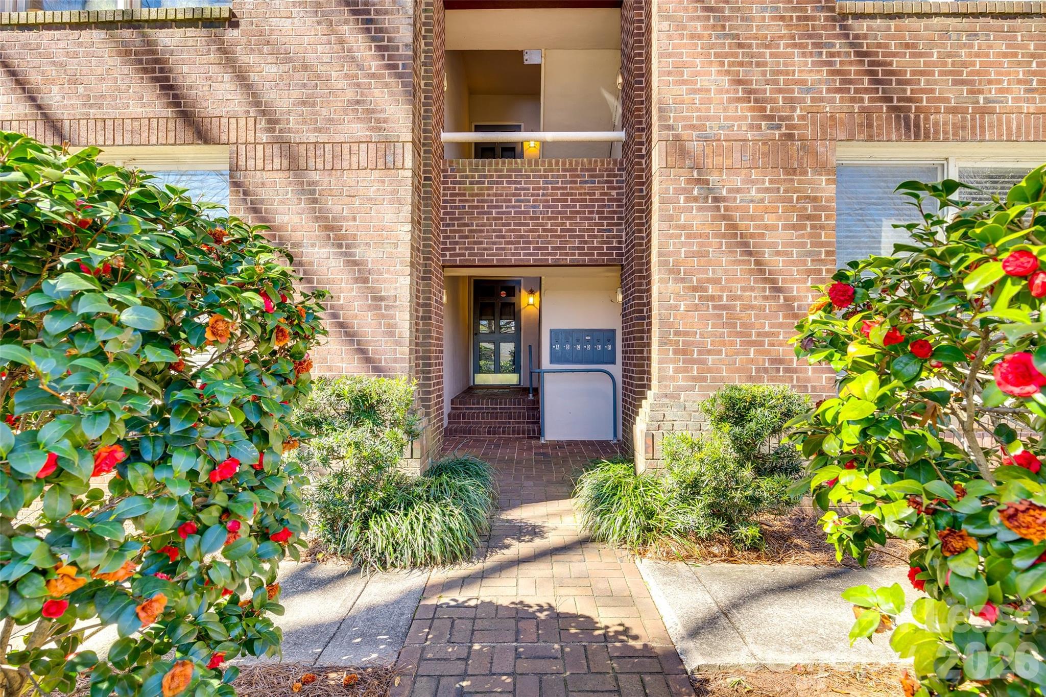 2220 Roswell Avenue