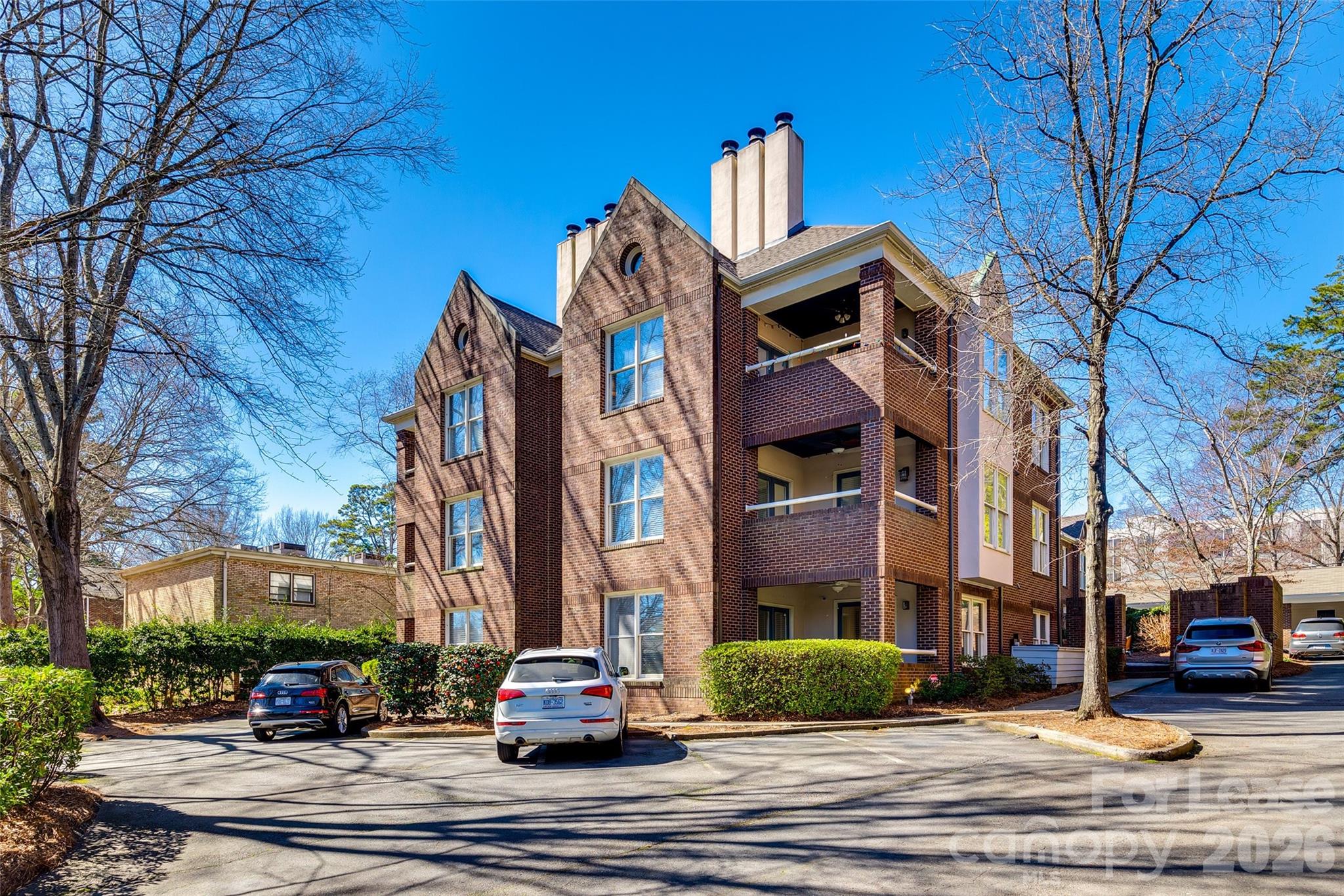 2220 Roswell Avenue