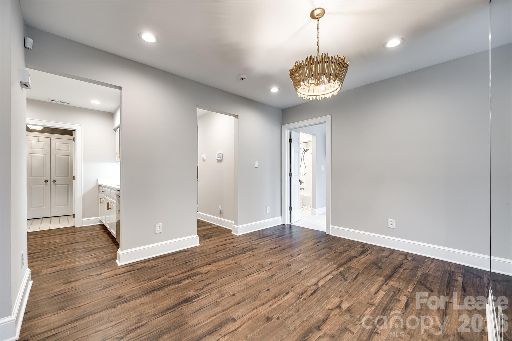 2220 Roswell Avenue