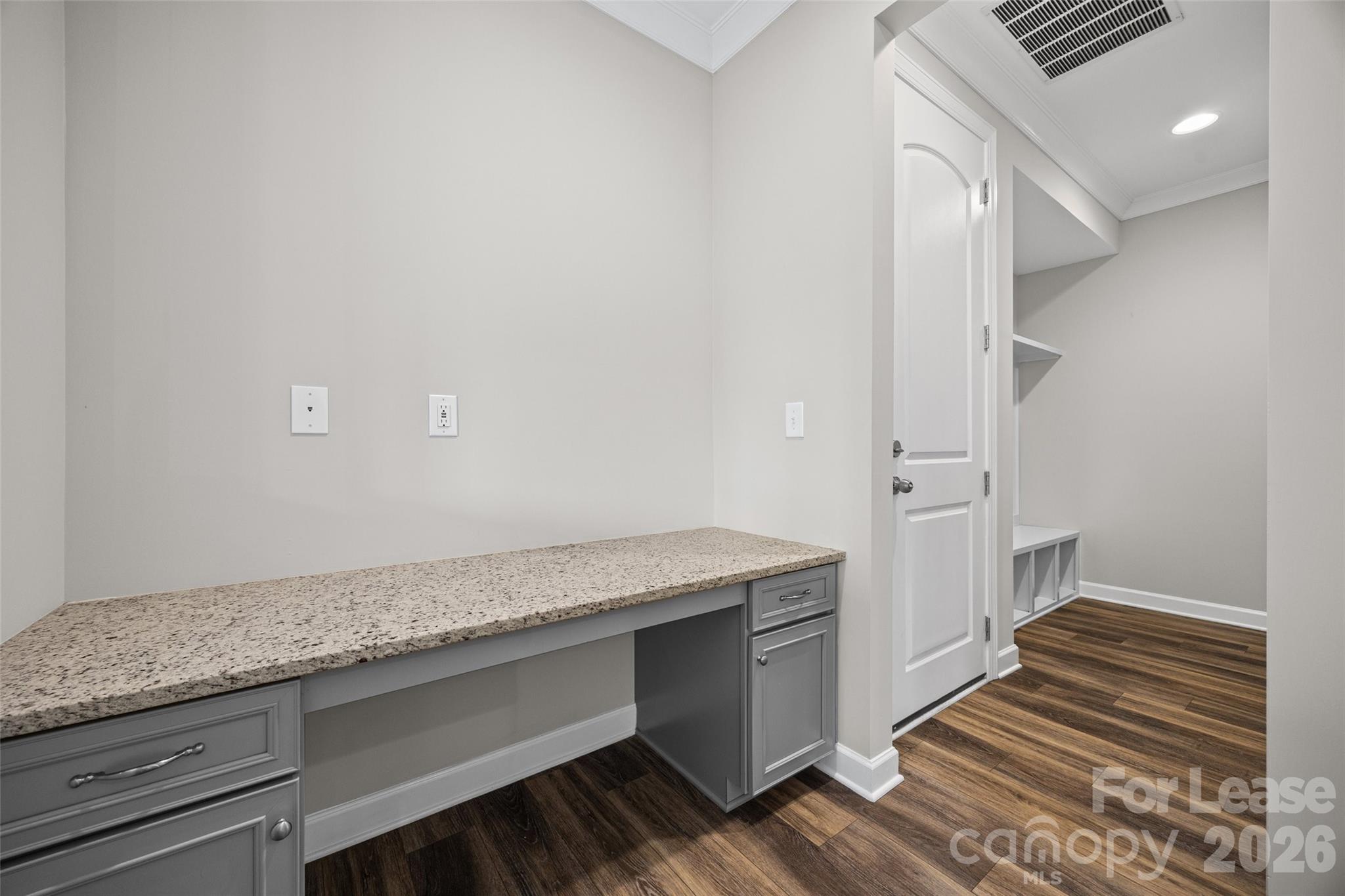 414 Sandbar Point
