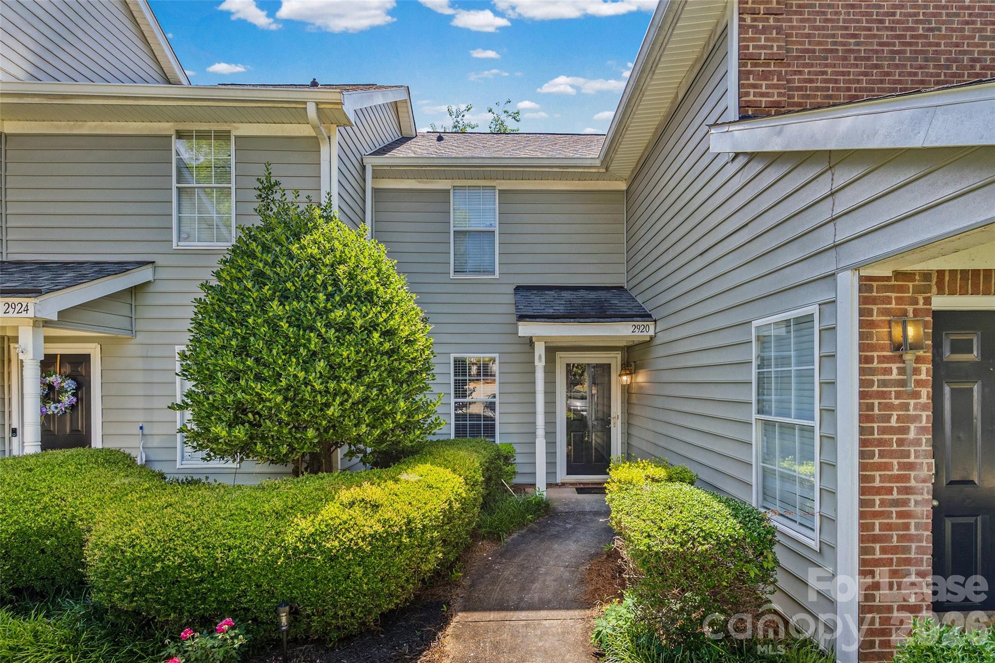2920 Iron Gate Lane