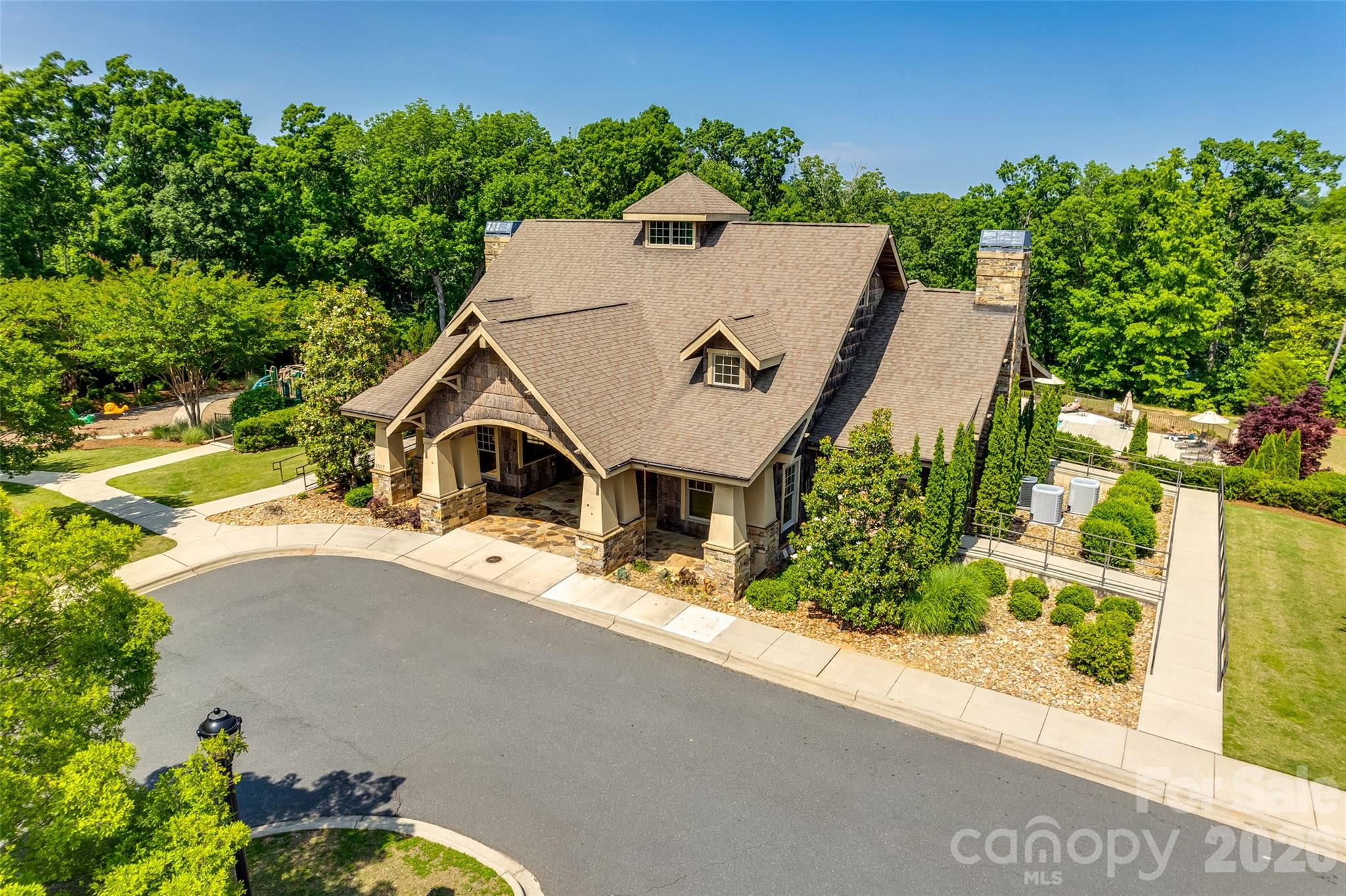 3522 Aqua Point Drive