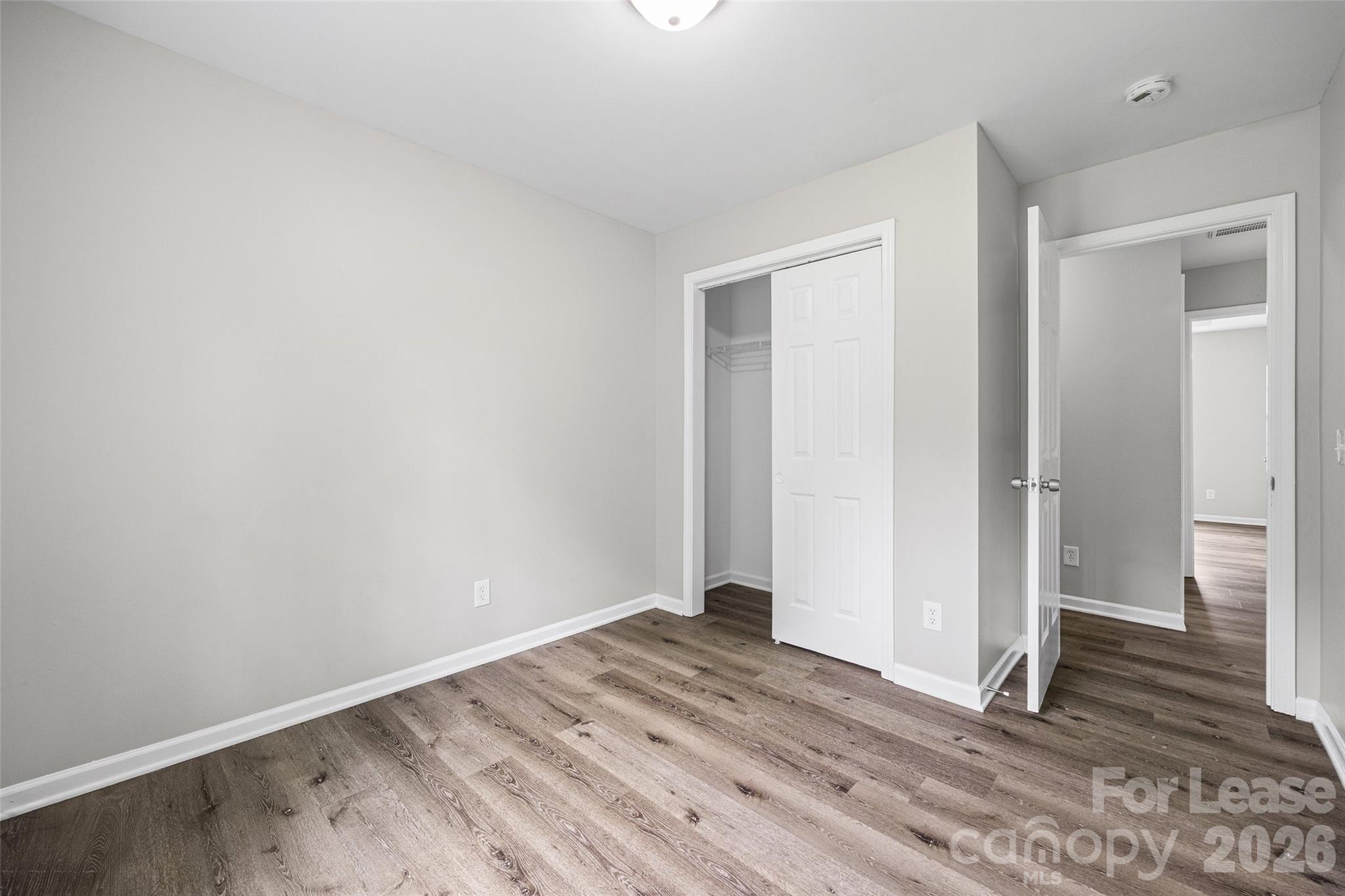 5194 Brooktree Drive